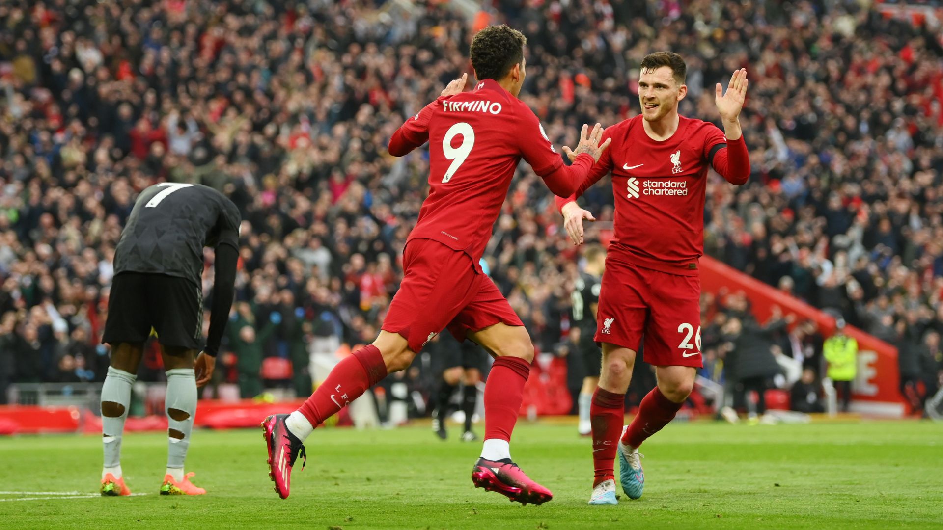 Liverpool celebra gol na Premier League