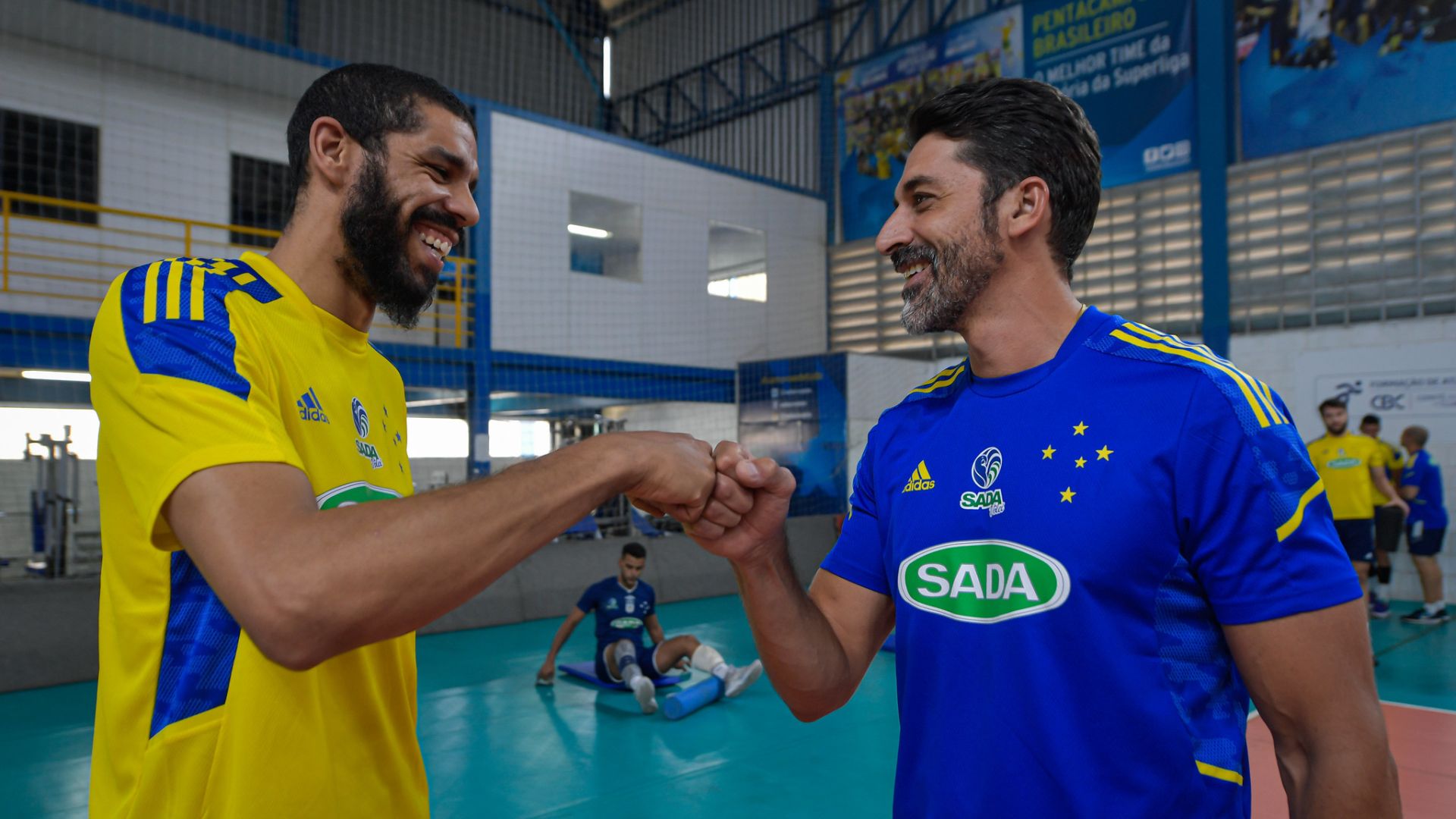 Wallace junto com Filipe, o técnico do Cruzeiro