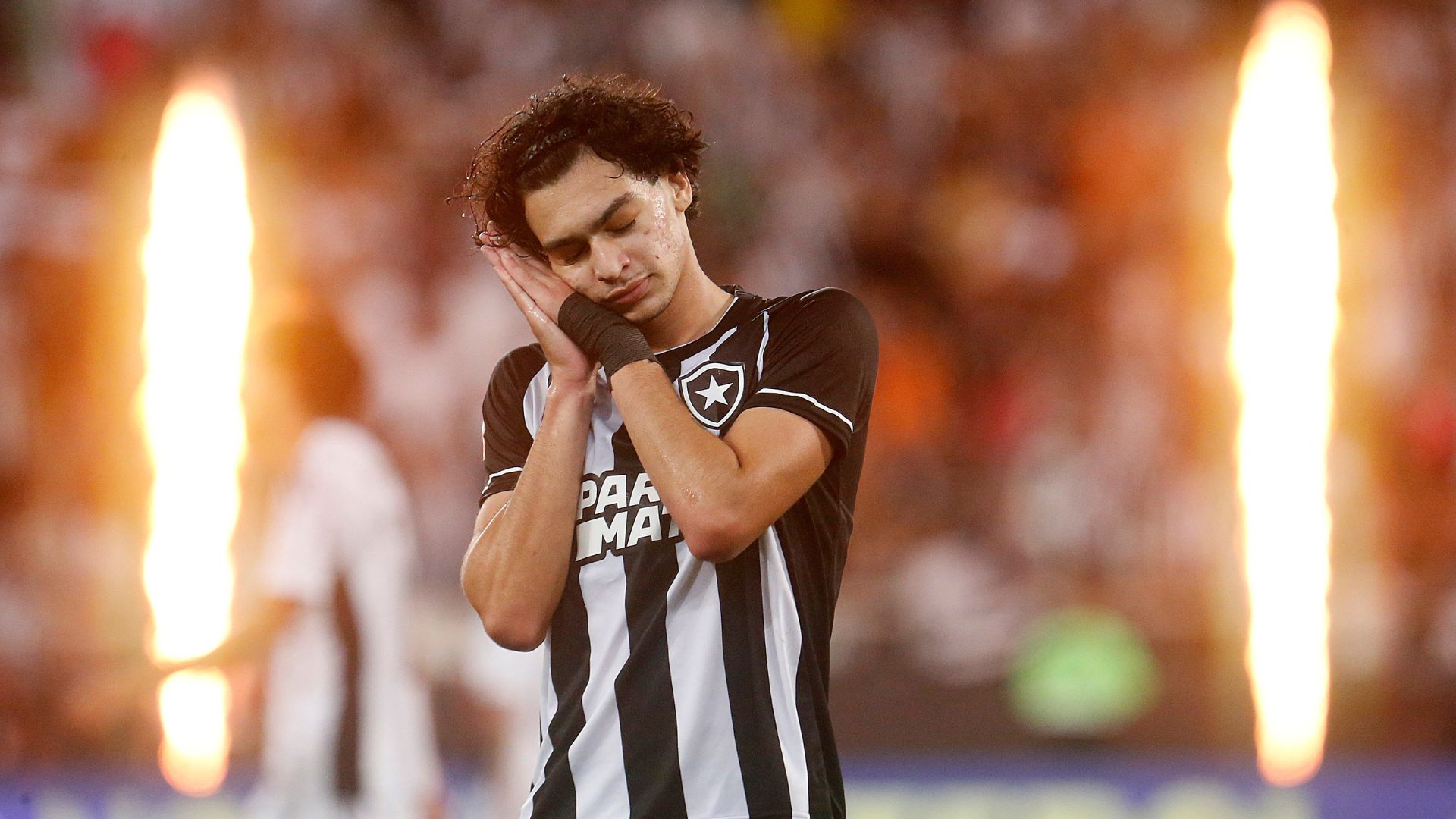 Comemoração de Matheus Nascimento após o gol marcado (Crédito: Vitor Silva / Botafogo)