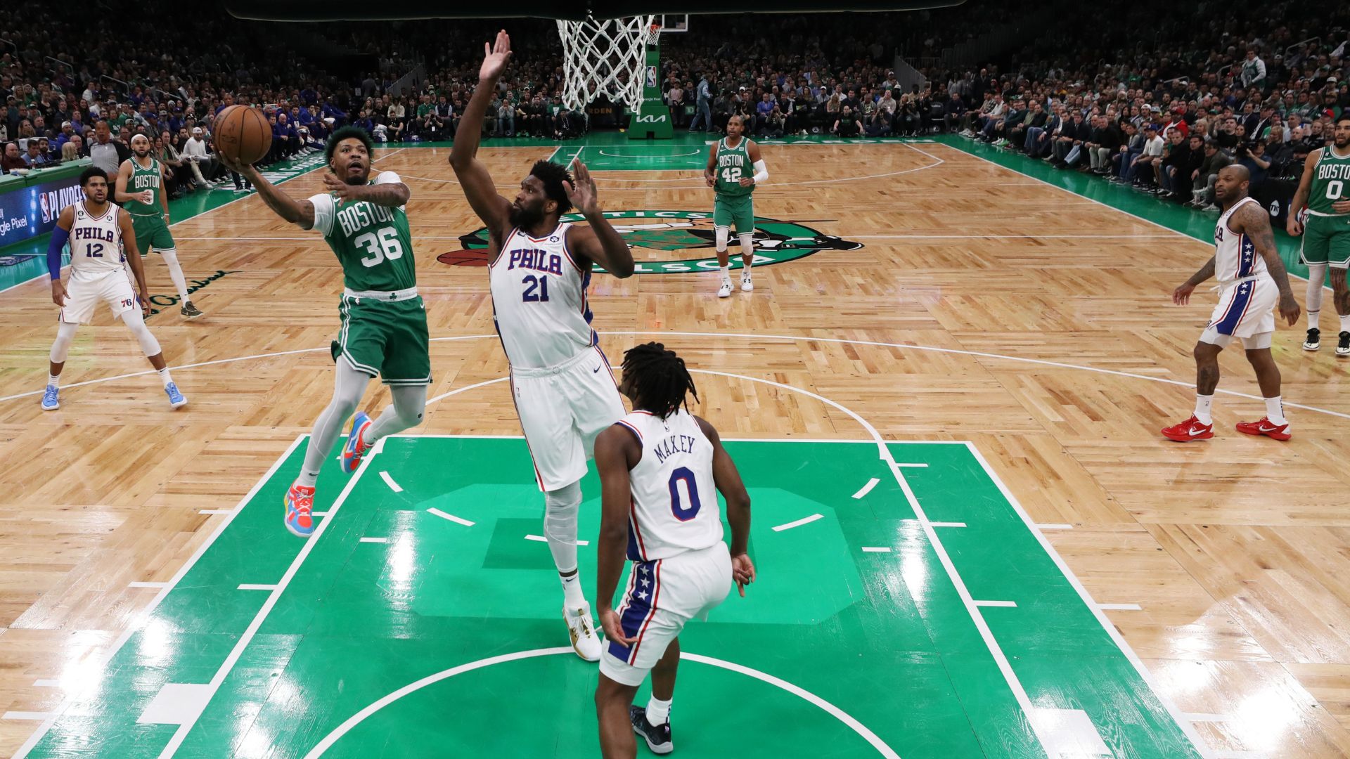 Celtics vencem os 76ers nos playoffs da NBA