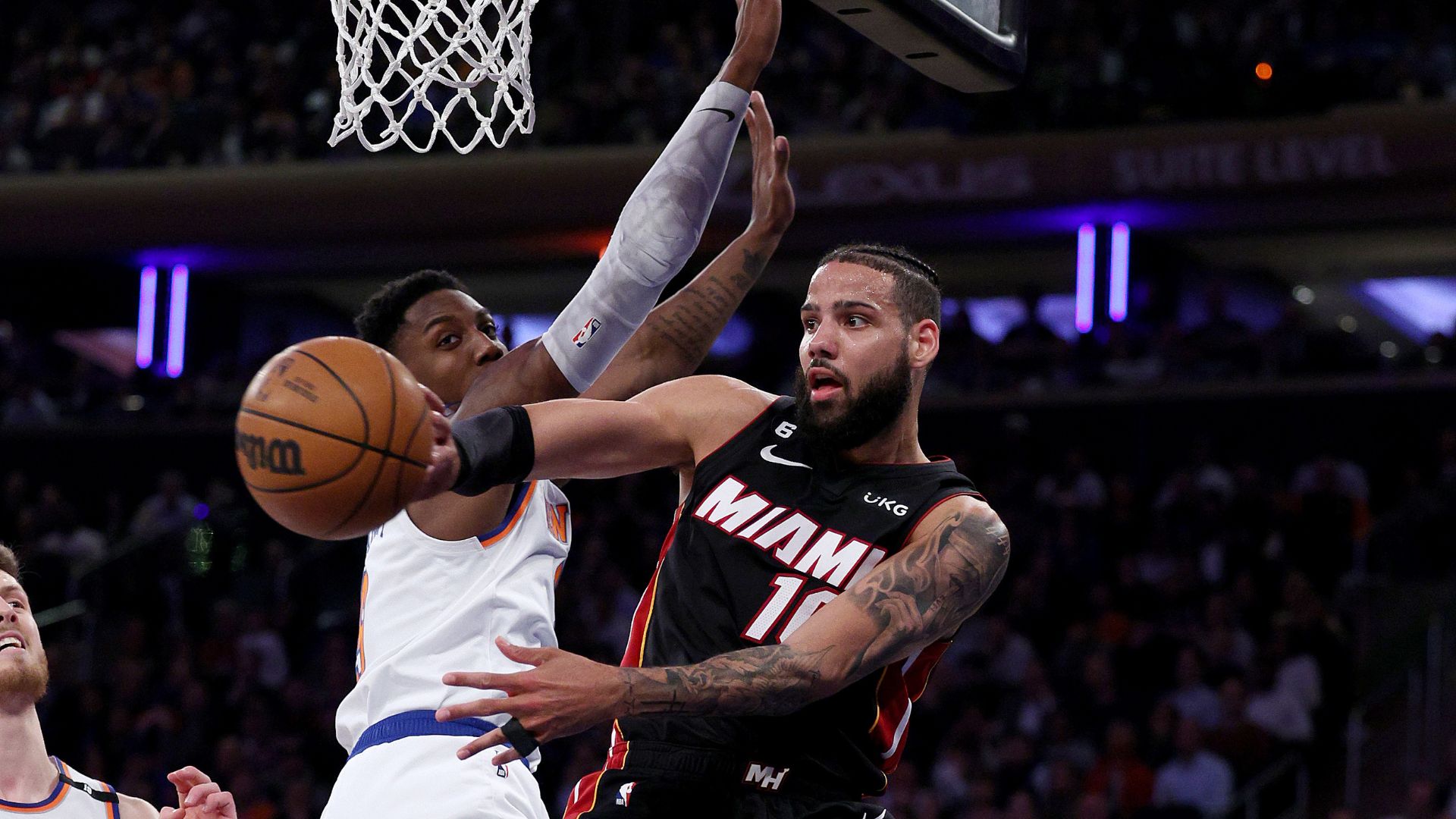 New York Knicks vence o Miami Heat nos playoffs da NBA