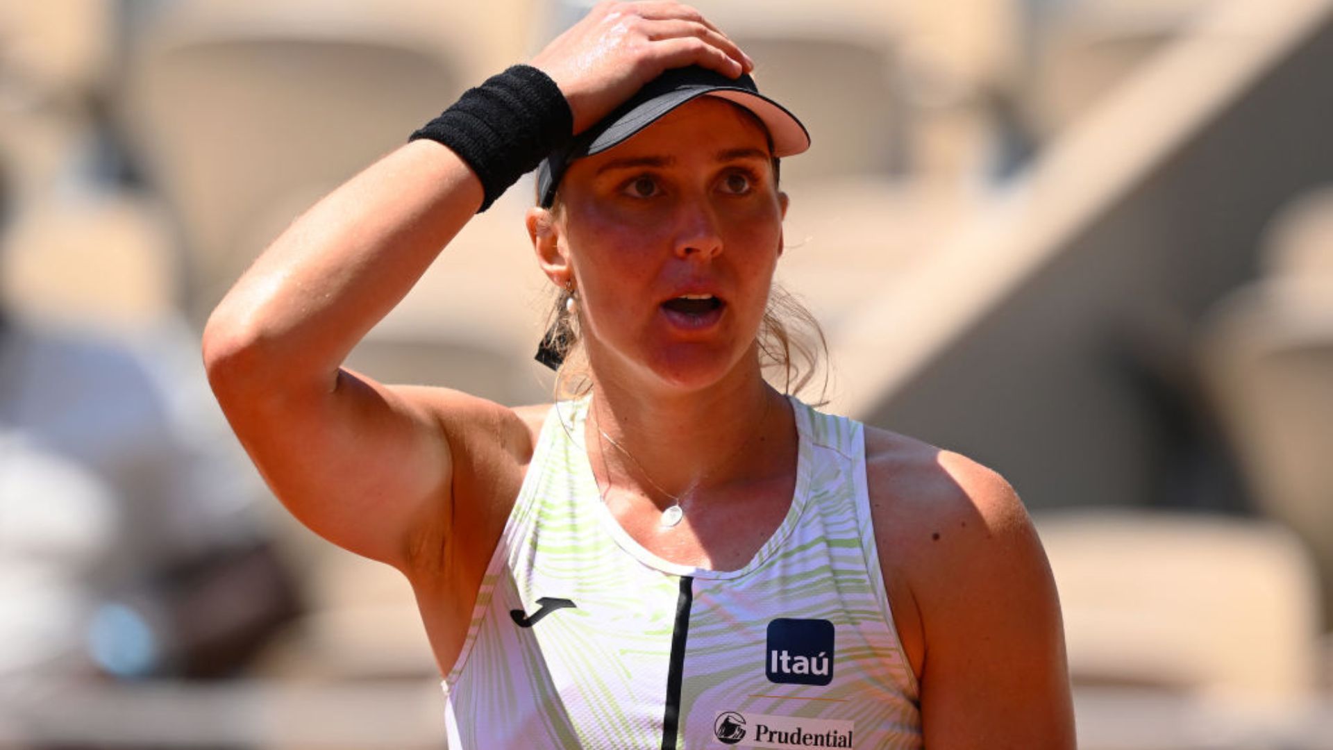 Em jogo equilibrado, Bia Haddad perde semi em Roland Garros