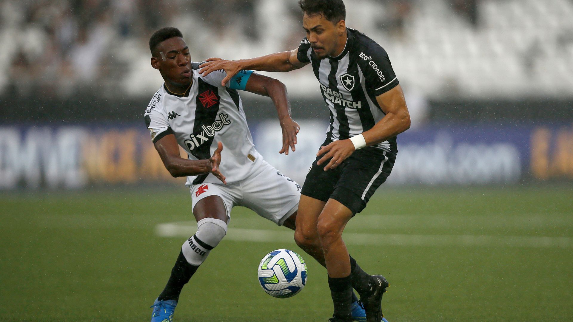 Eduardo em ação pelo Botafogo