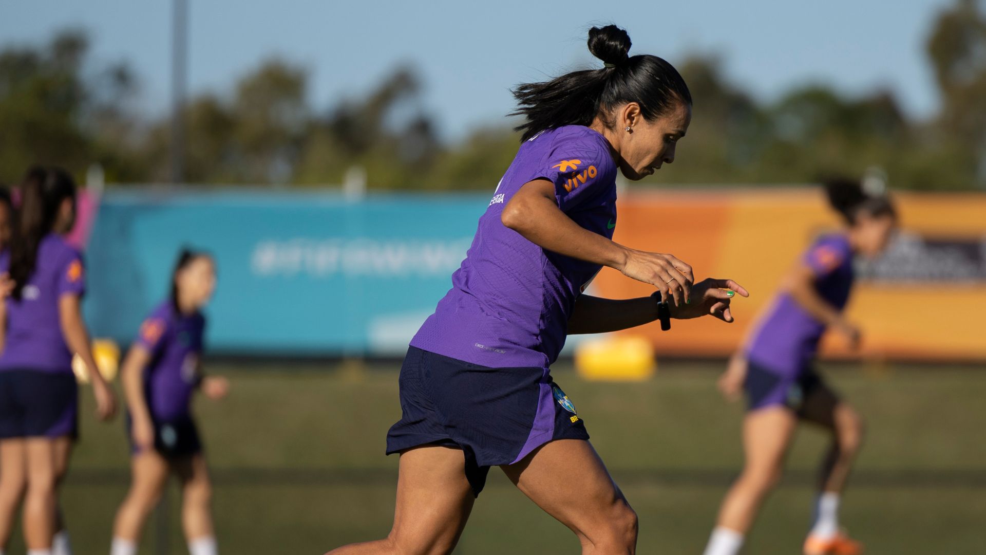 Marta em treinamento pela Seleção Brasileira