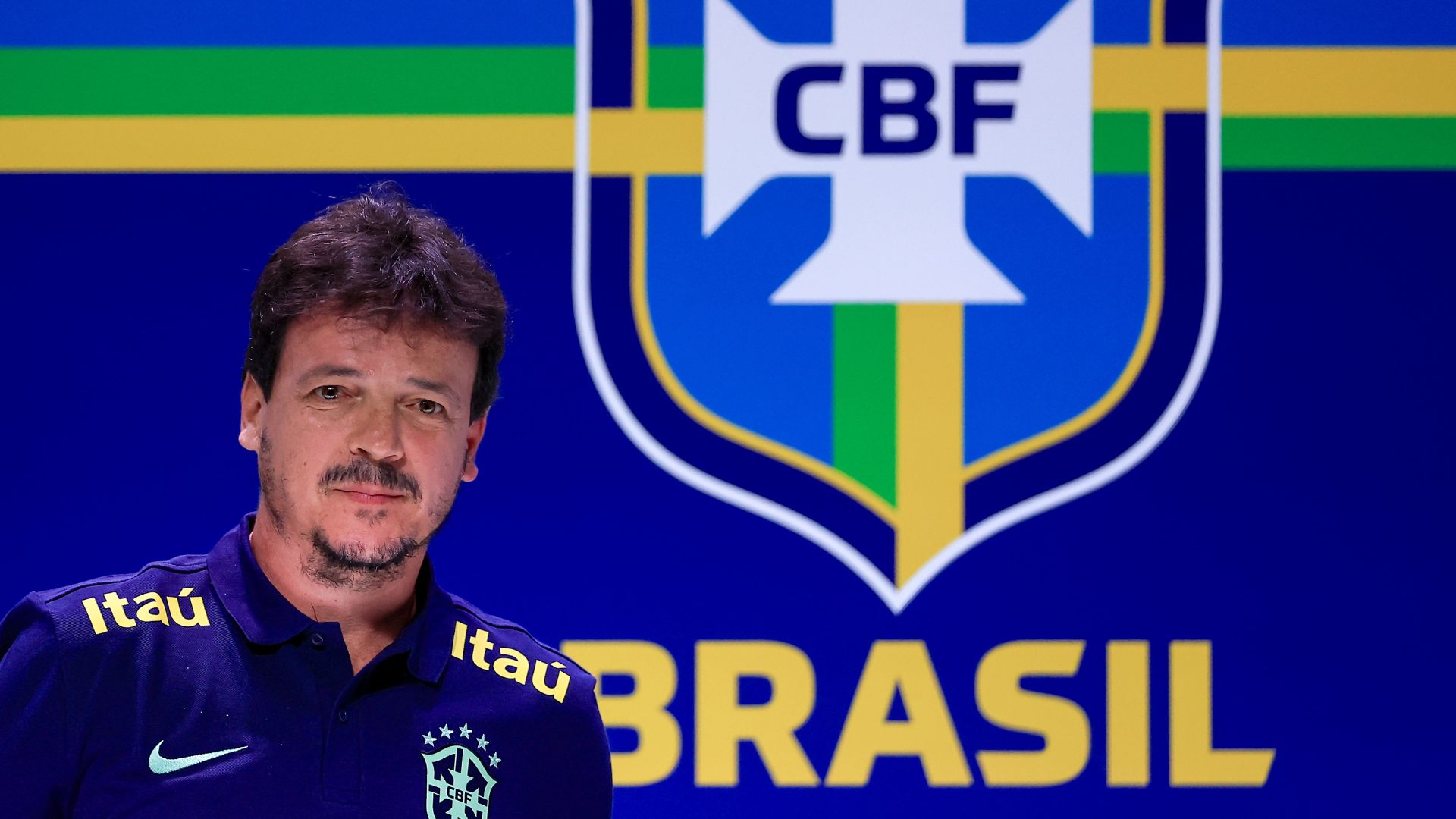 Fernando Diniz fará estreia no comando da Seleção Brasileira