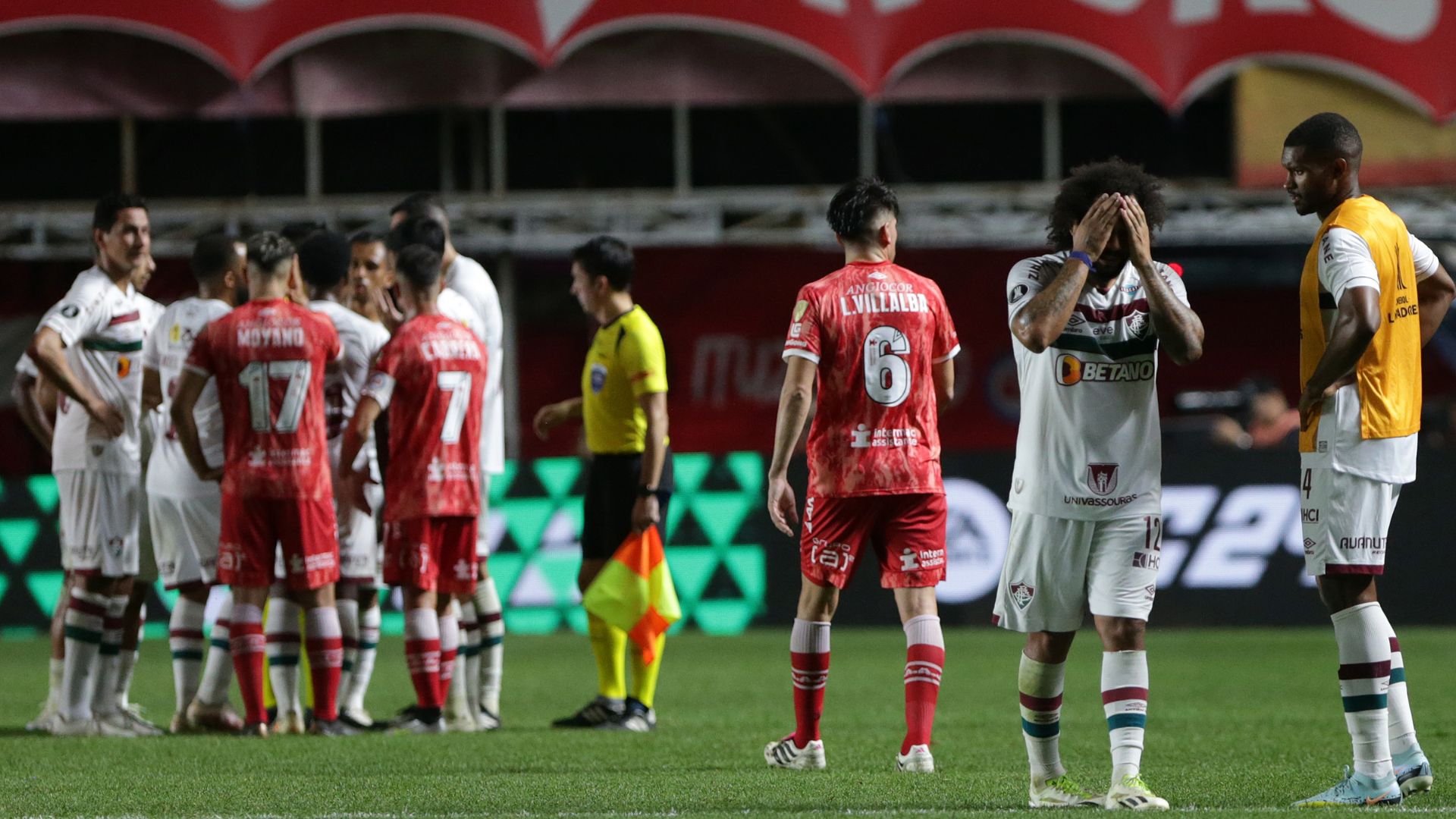 Marcelo entrou em desespero após lesão de argentino
