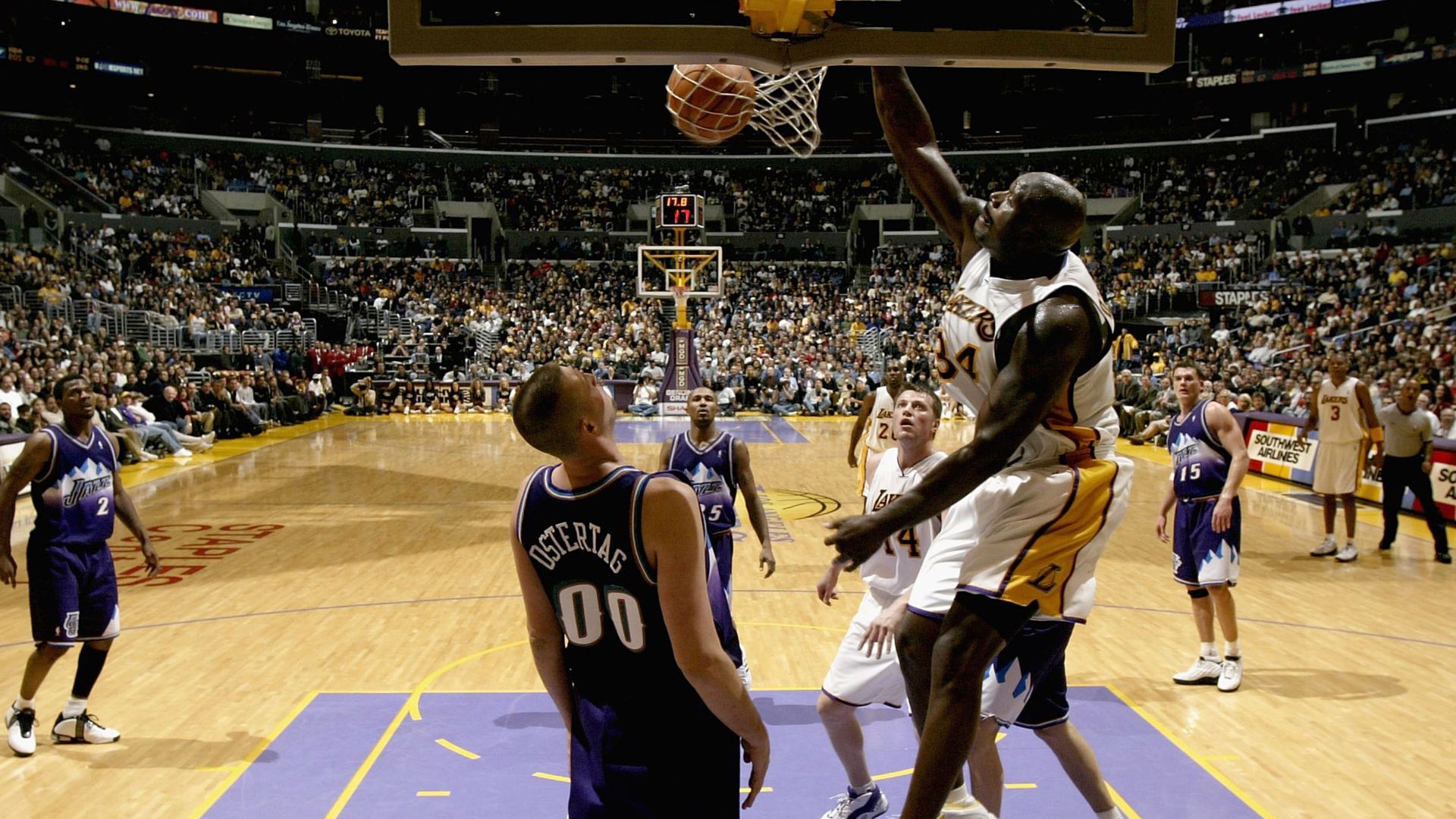 Shaquille O'Neal em ação pelos Lakers