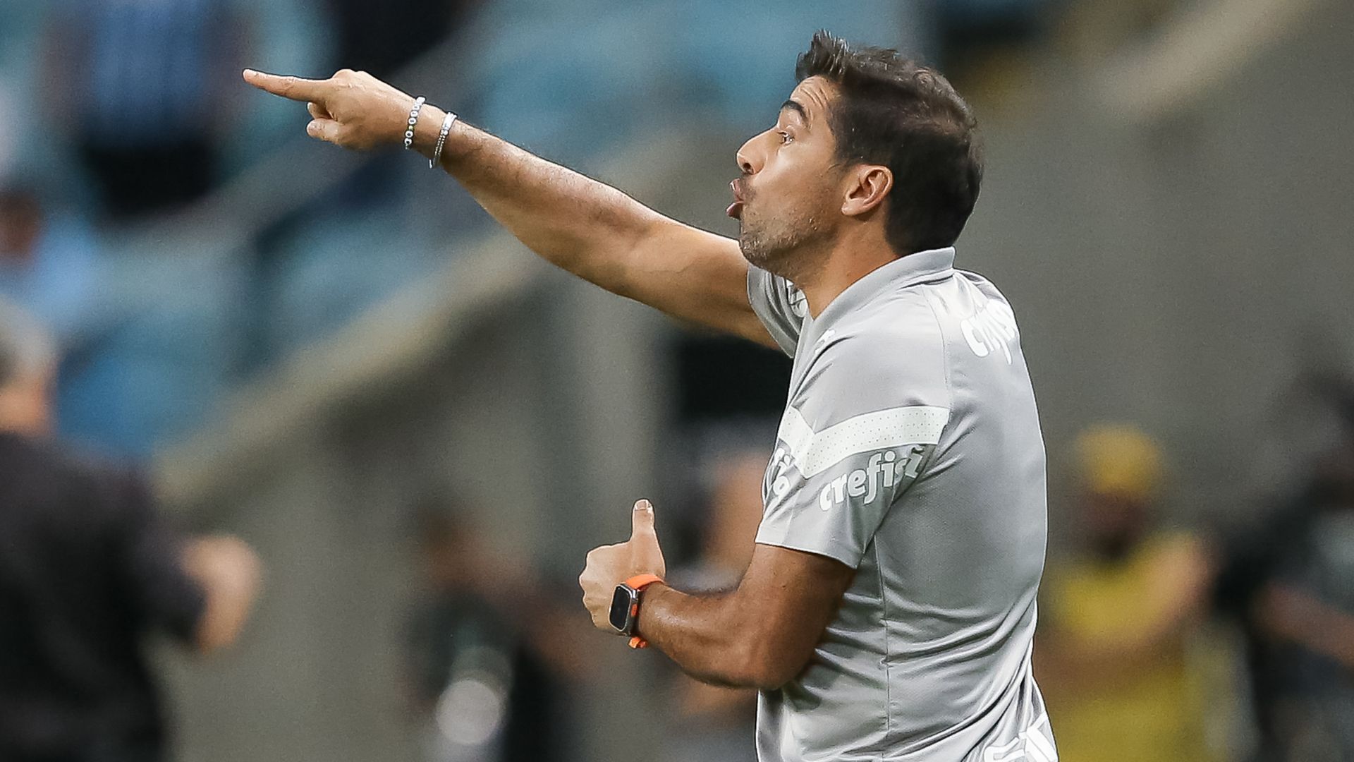 Abel Ferreira em ação pelo Palmeiras