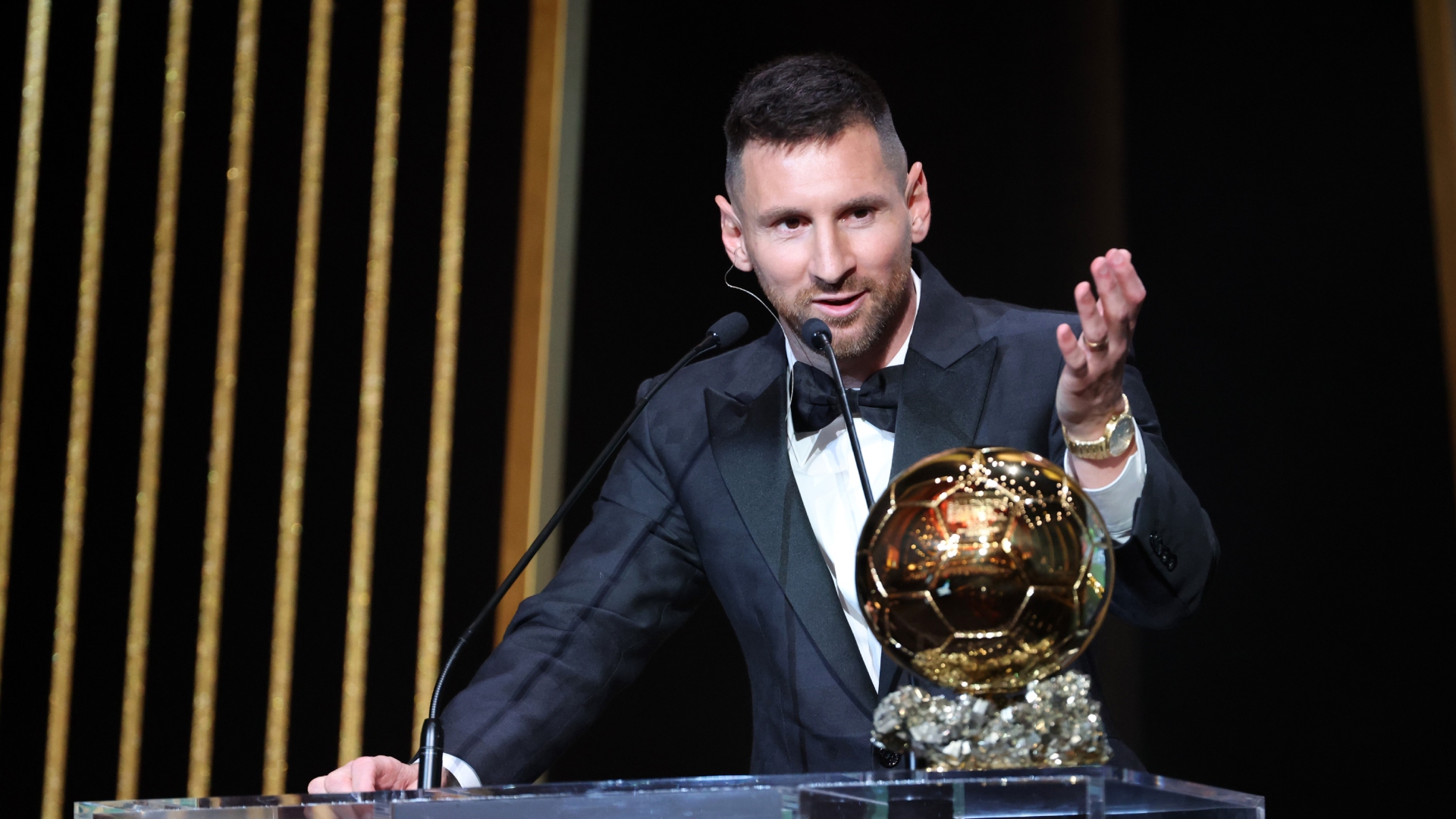 Messi venceu sua oitava Bola de Ouro nesta segunda-feira, 30