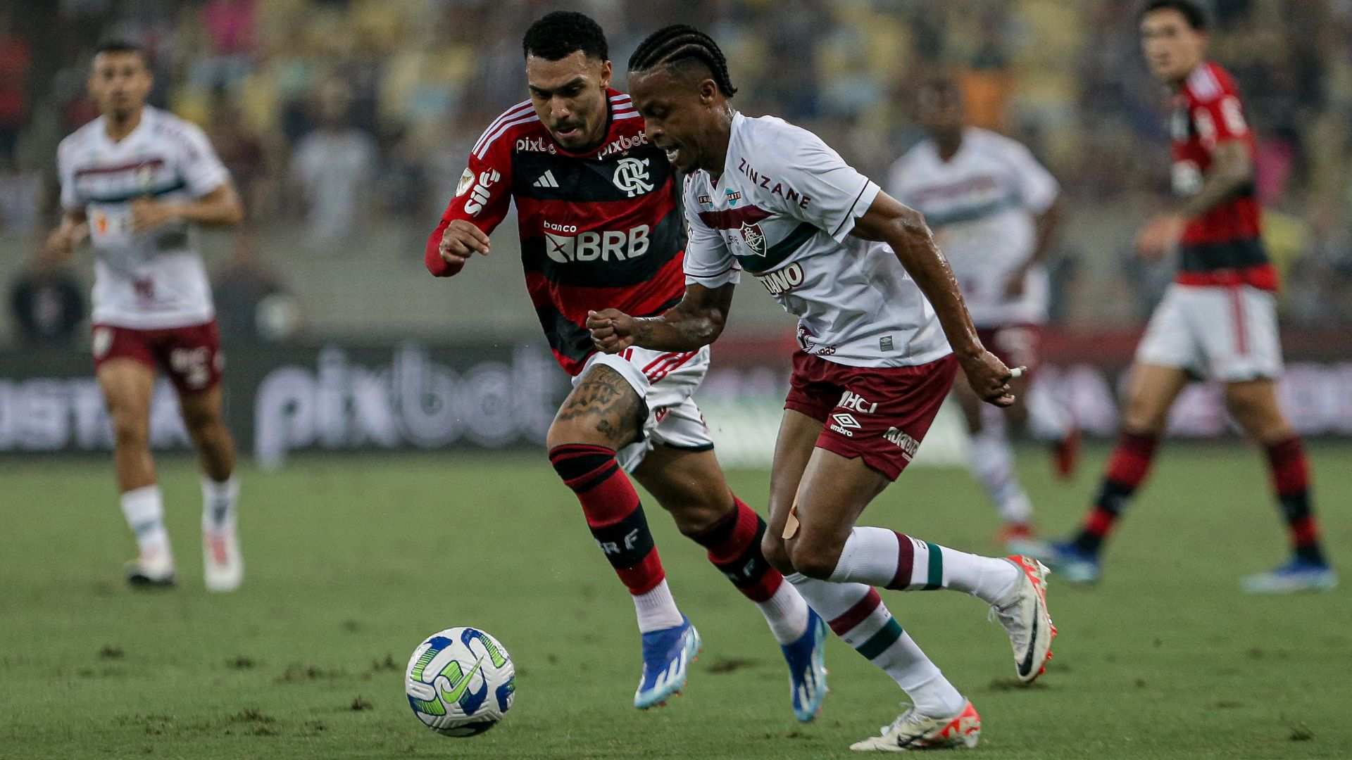 Flamengo e Fluminense se enfrentaram pela 34ª rodada do Brasileirão