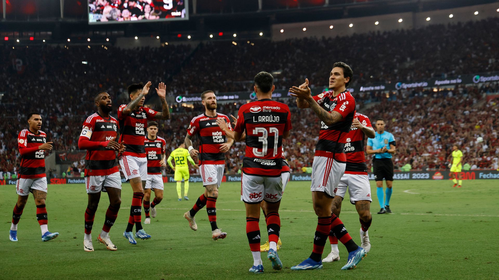 Flamengo venceu o Palmeiras na última rodada e segue com o sonho de conquistar o Brasileirão (Crédito: Getty Images)