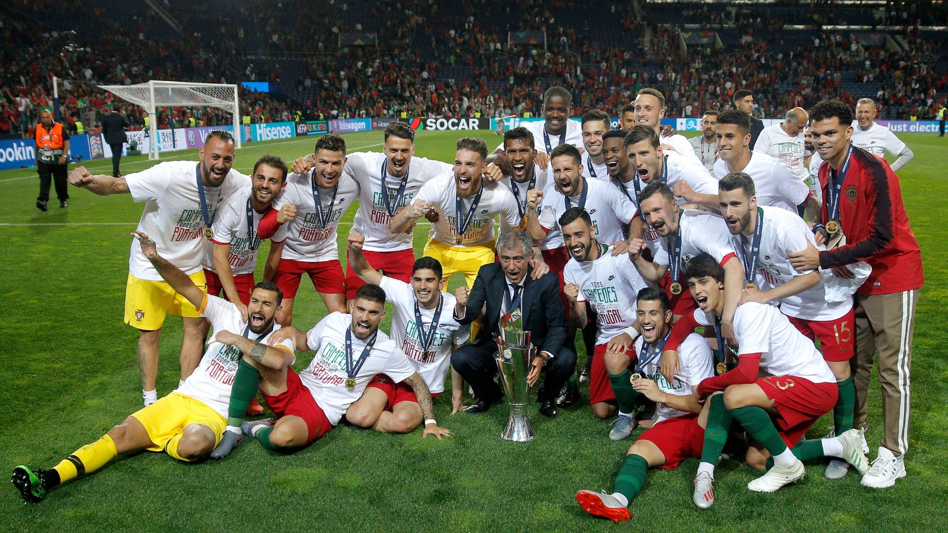 Portugal comemorando título da Liga das Nações