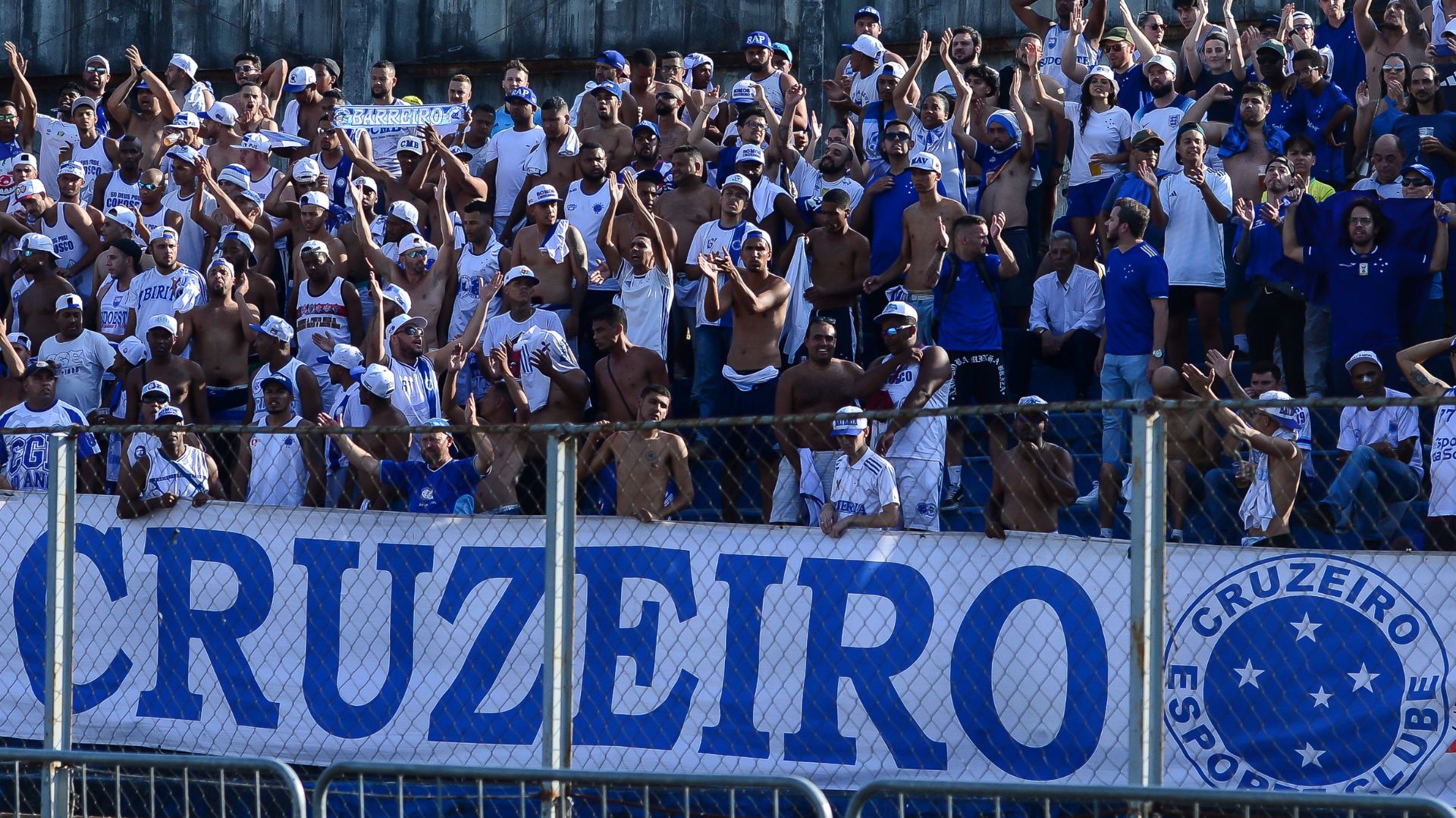 Torcida do Cruzeiro na partida contra o Coritiba (Crédito: Staff Images / Cruzeiro)