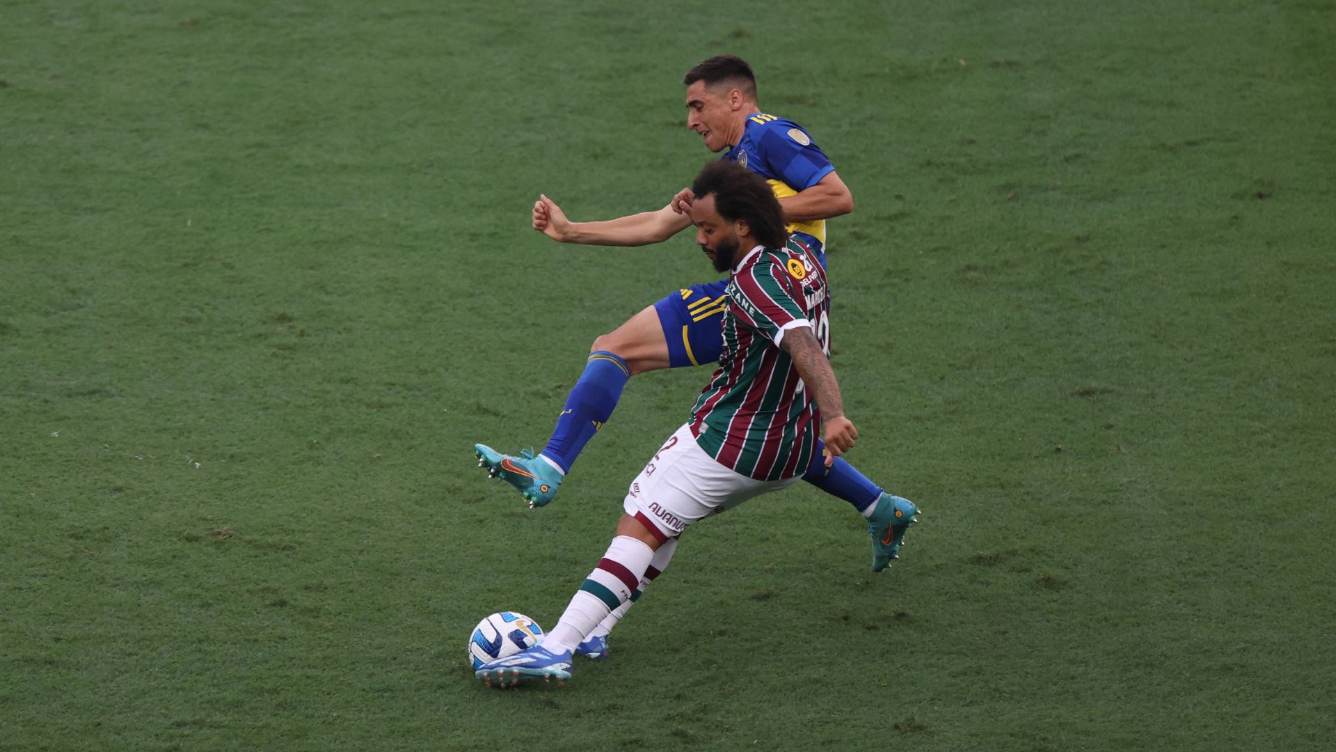 Marcelo em ação na final da Libertadores