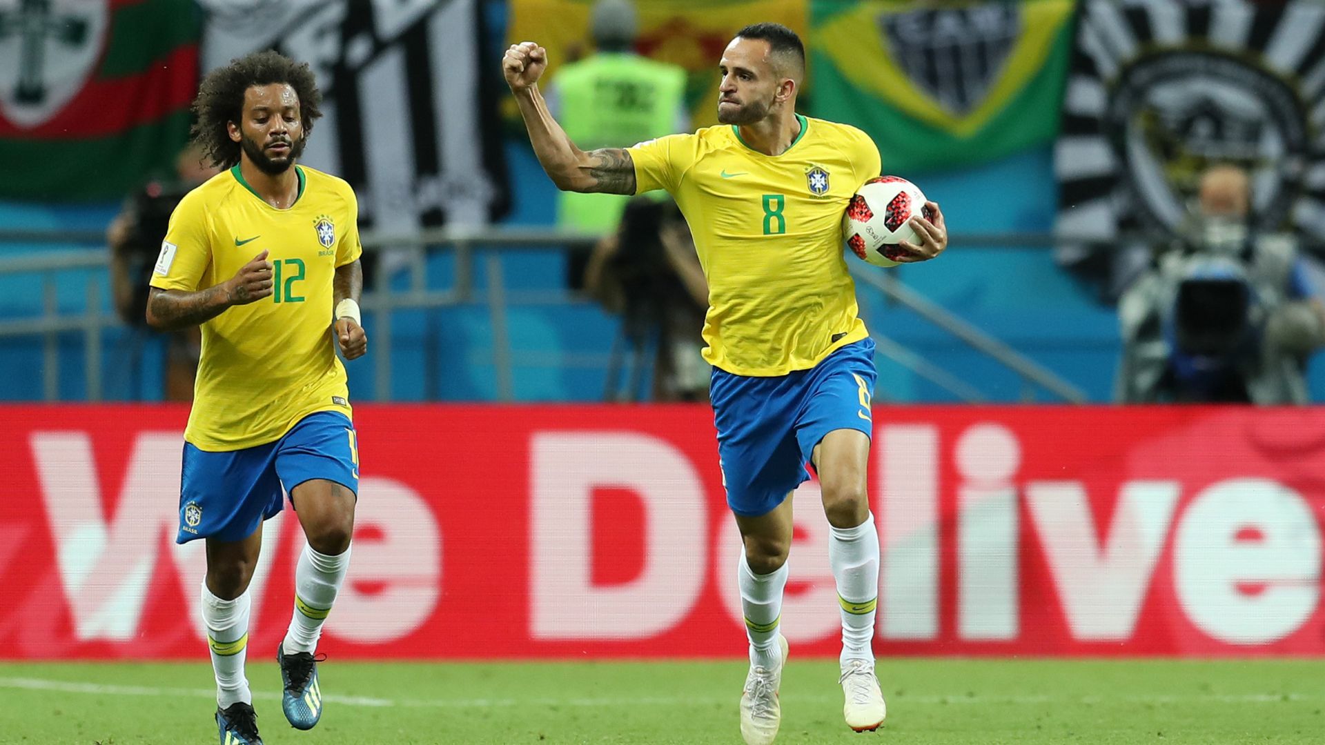 Renato Augusto em ação pela Seleção Brasileira