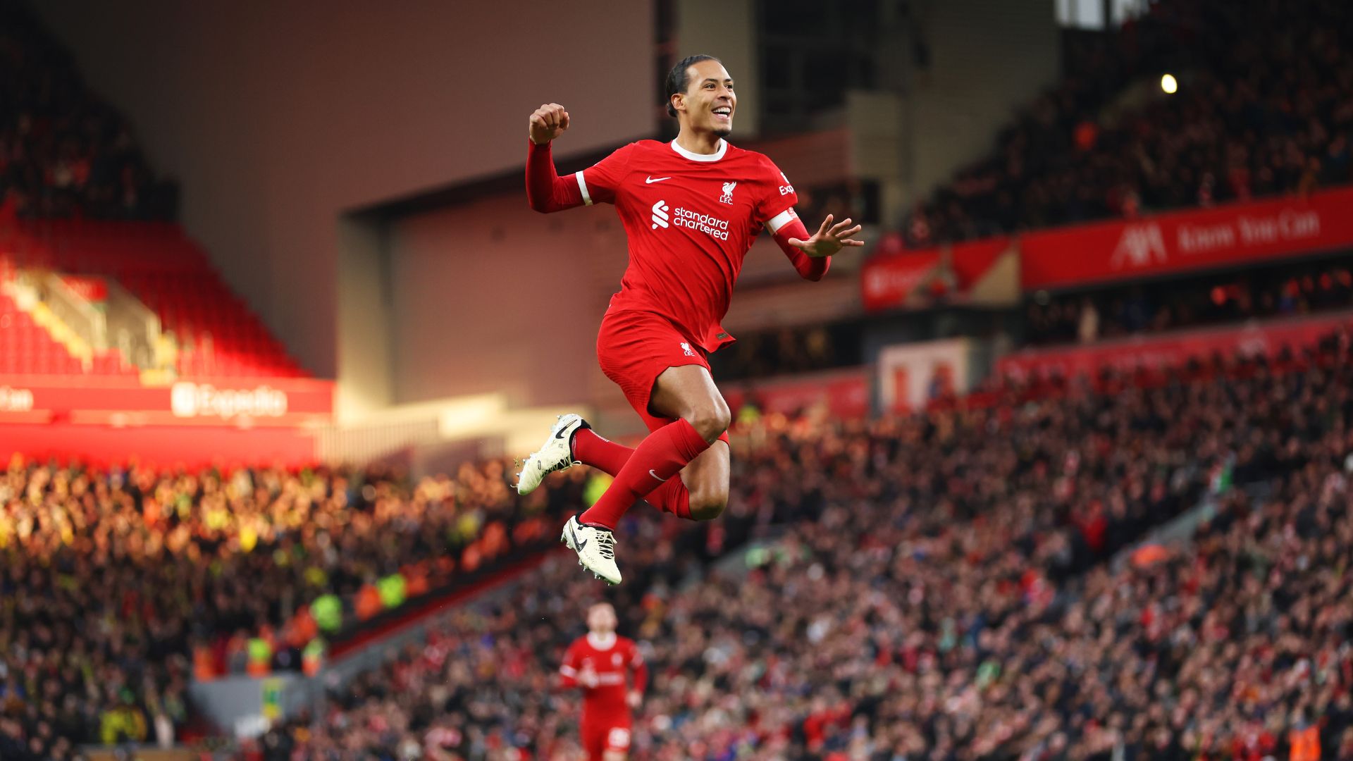 Van Dijk comemorando gol pelo Liverpool contra o Norwich (Crédito: Getty Images)