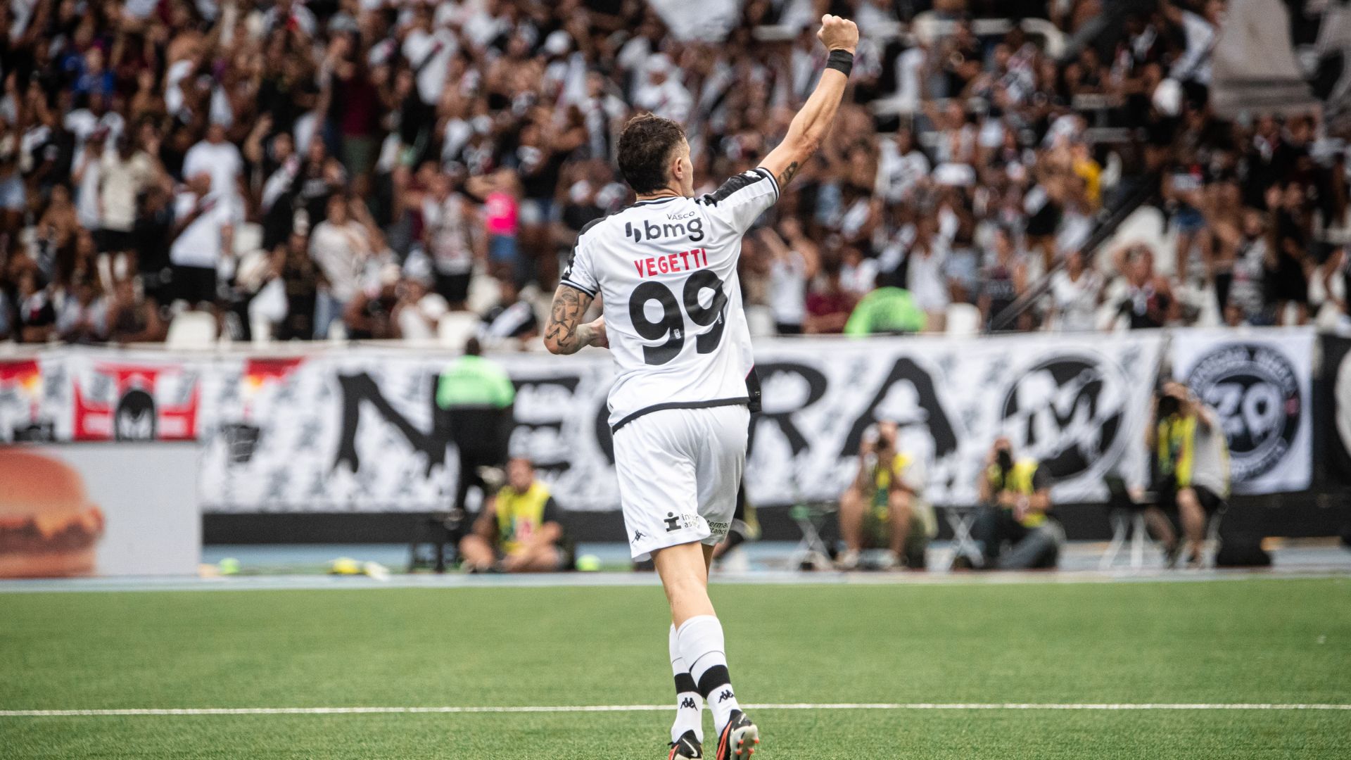 Vegetti comemorando gol pelo Vasco (Crédito: Leandro Amorim / Vasco)