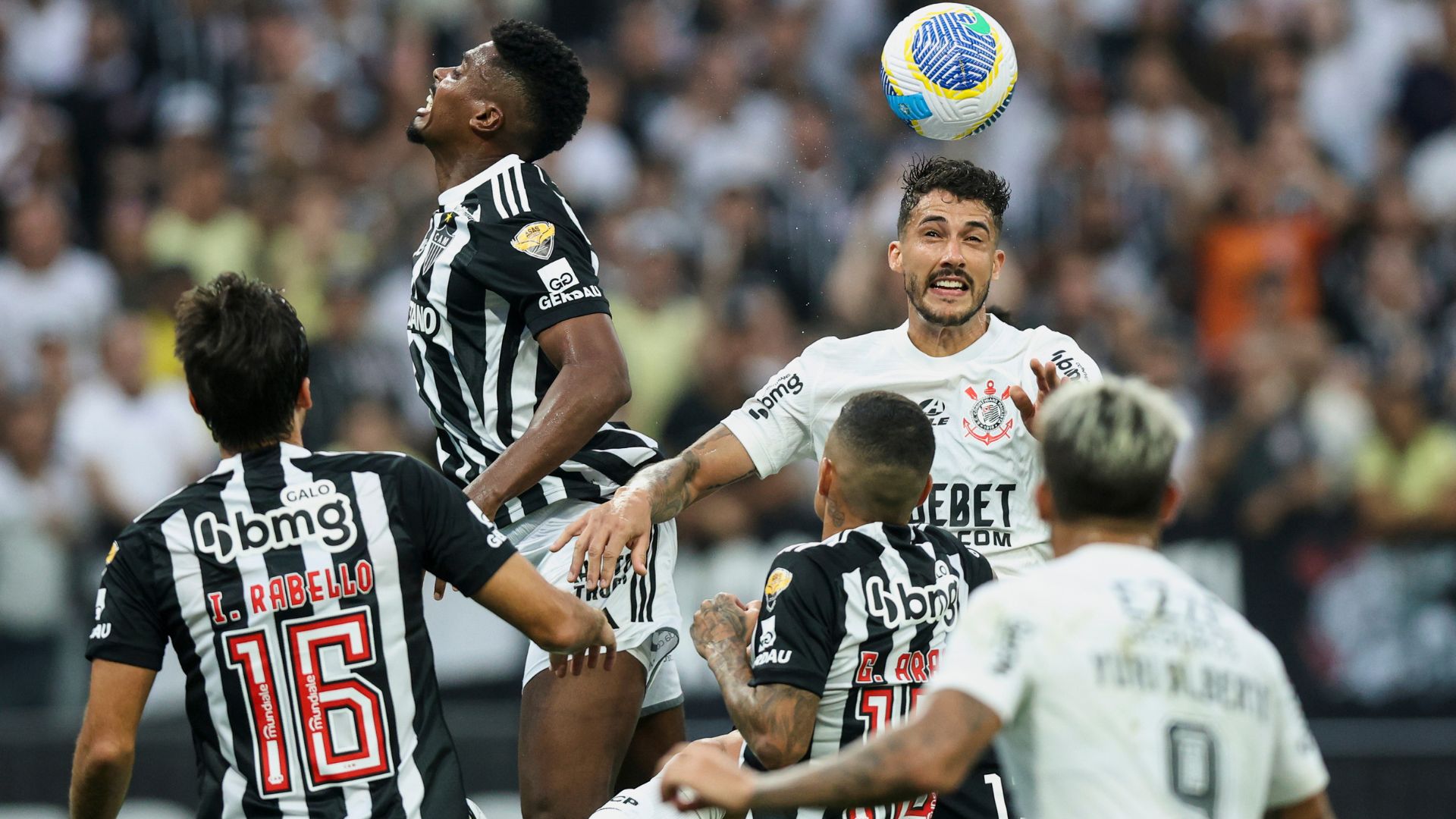 Corinthians e Atlético-MG empataram em 0 a 0