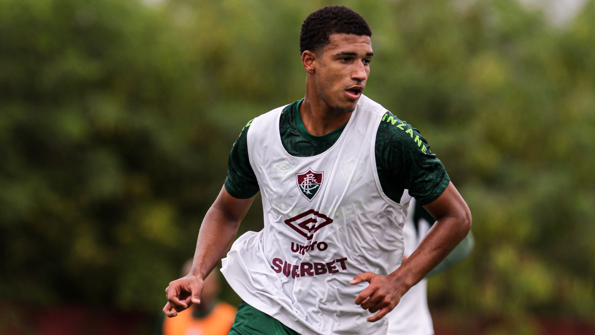 Kauã Elias em treinamento do Fluminense (Crédito: Marcelo Gonçalves / Fluminense)
