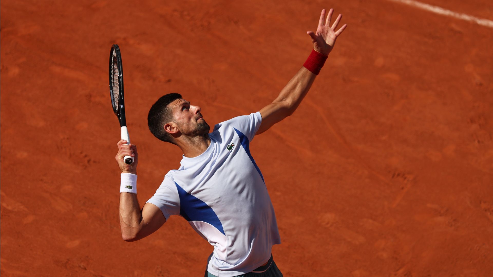 Djokovic treinando em Roland Garros (Crédito: Getty Images)