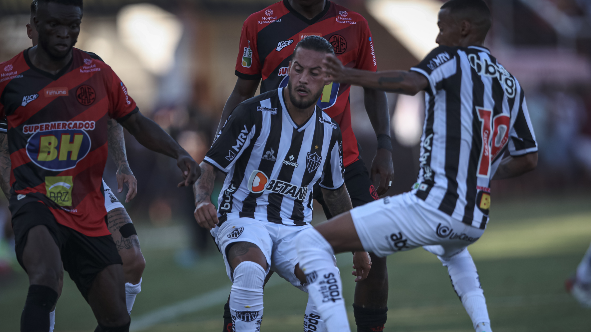 Atlético-MG e Pouso Alegre, pelo Campeonato Mineiro