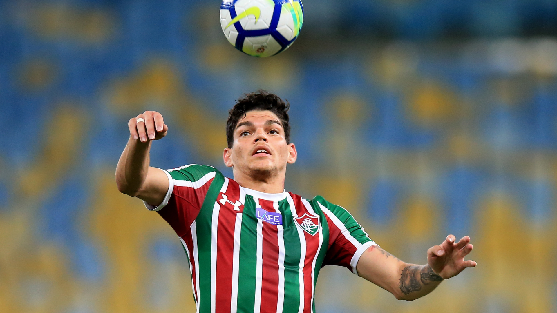 Ayrton Lucas é o novo reforço do Flamengo
