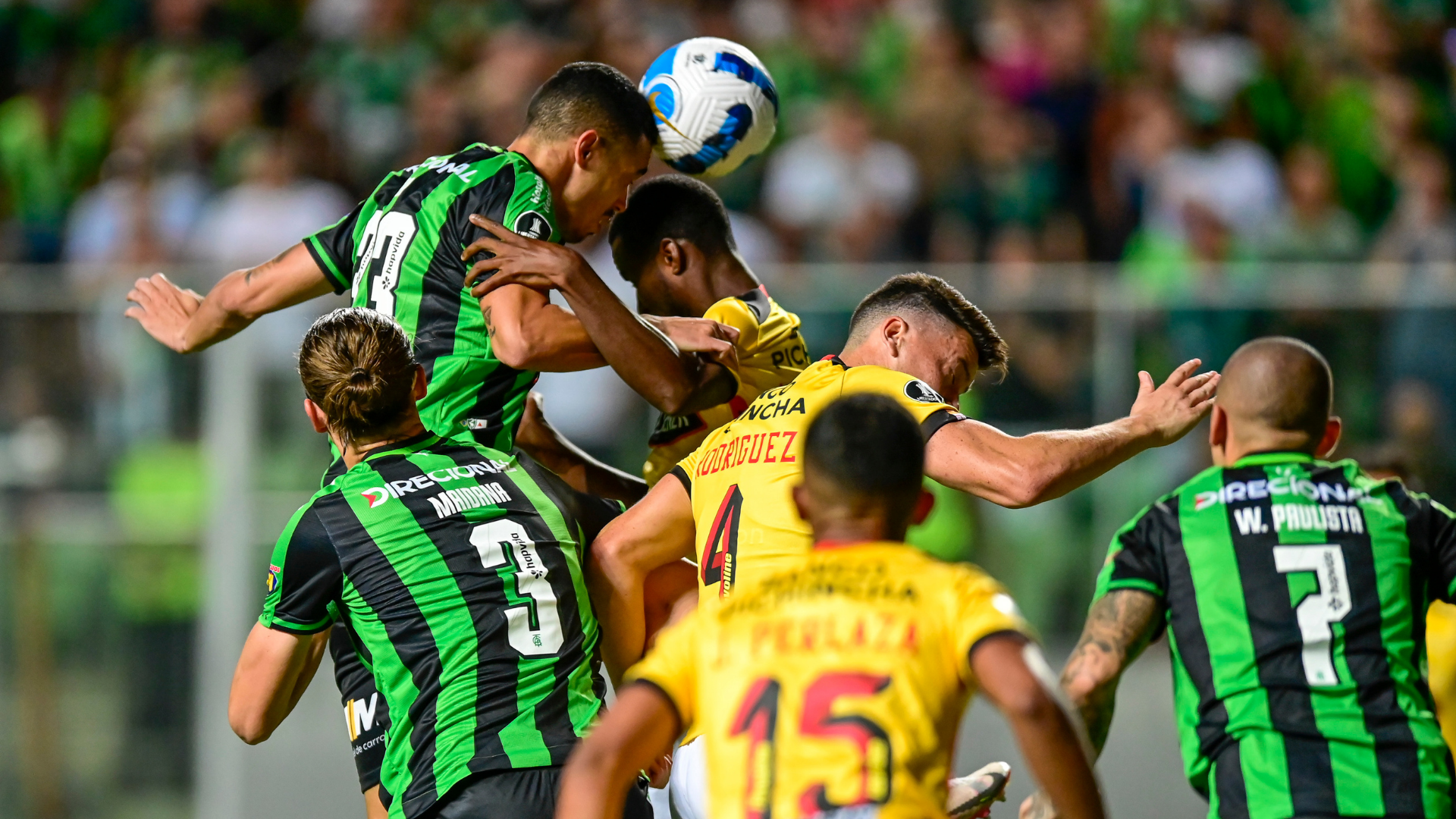 América-MG briga por uma vaga na fase de grupos da Libertadores