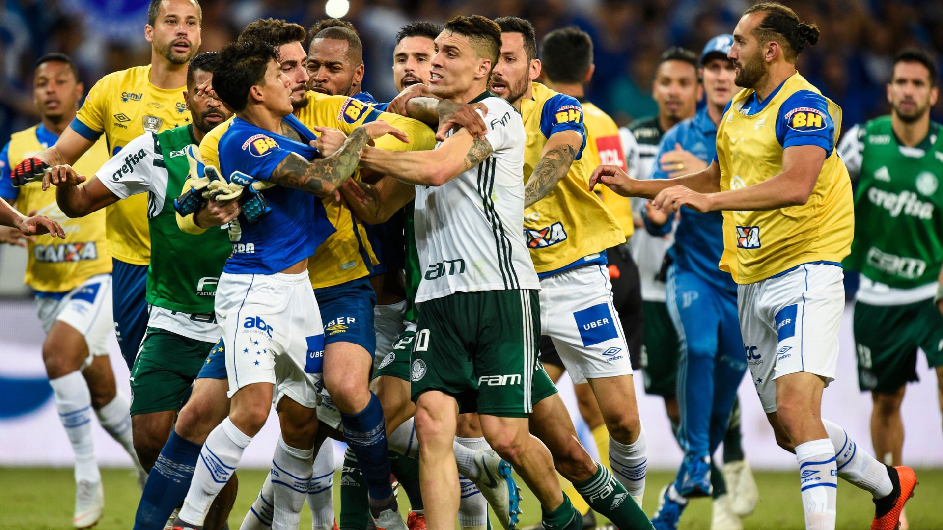 Briga generalizada na semifinal da Copa do Brasil de 2018