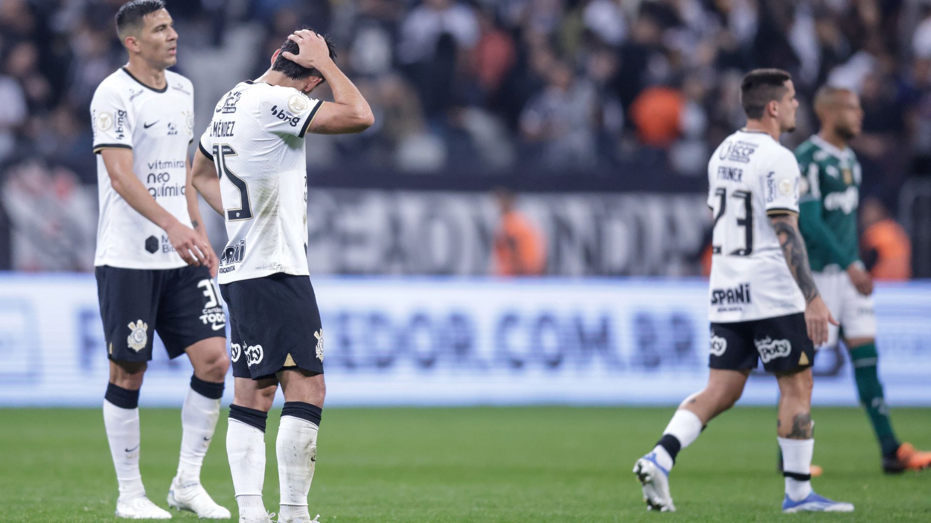Corinthians perdeu o último jogo no sábado, 13
