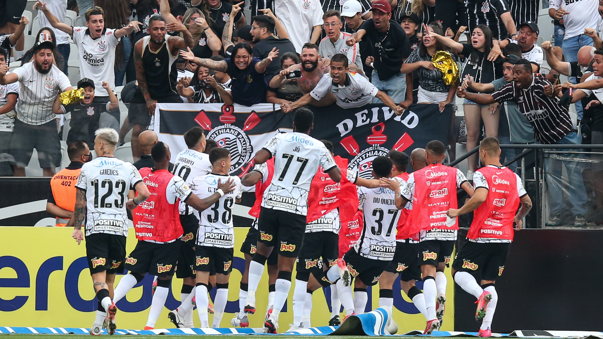 Corinthians busca manter agressividade em clássico