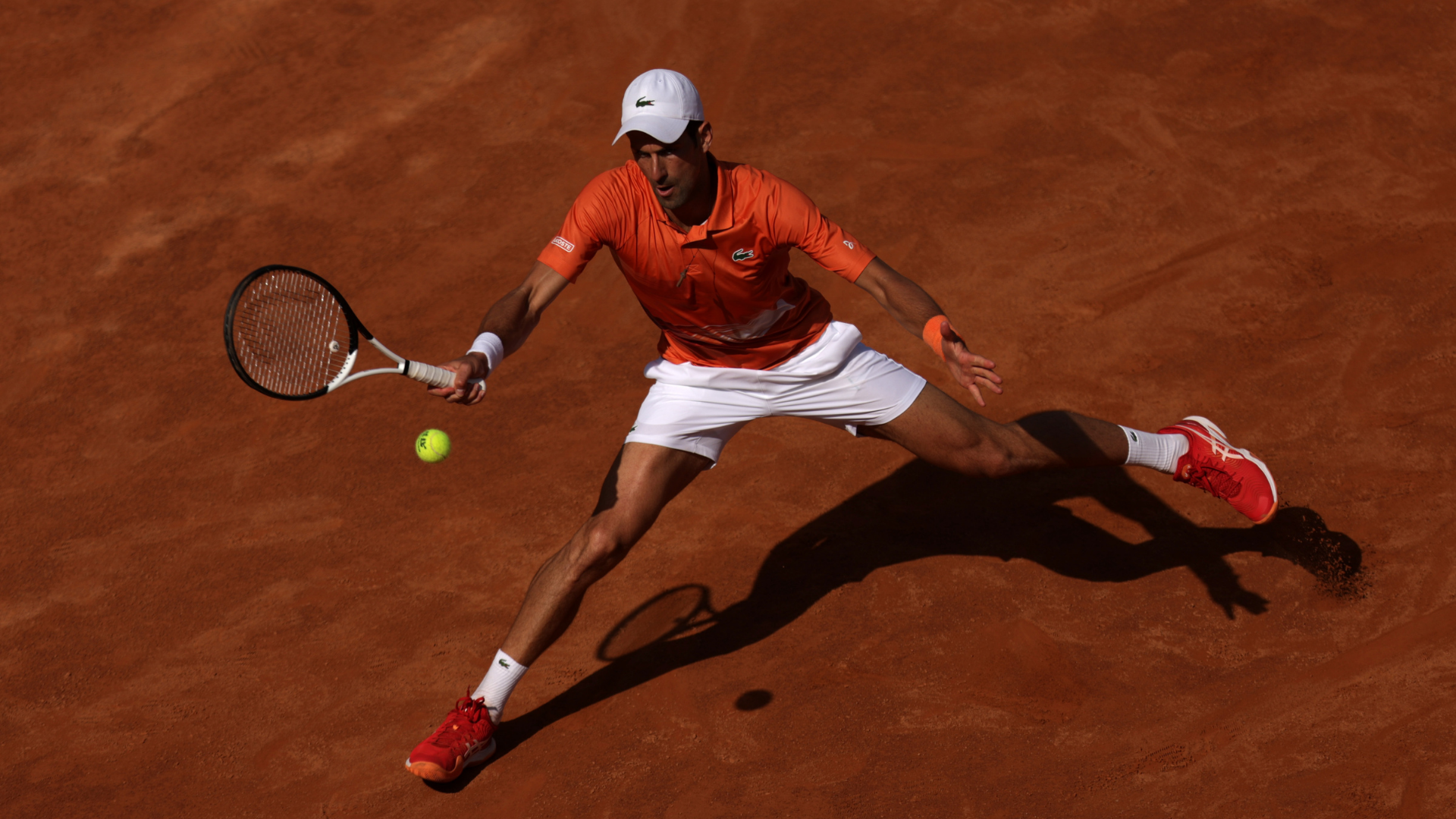 Djokovic bate Karatsev em sua estreia pelo Masters 1000 de Roma