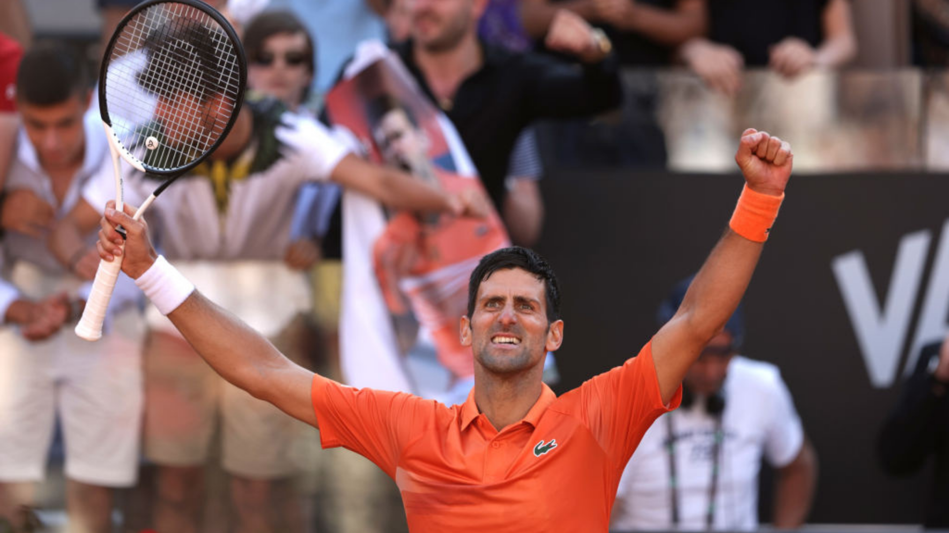 Djokovic comemorando a vitória no Masters 1000 de Roma