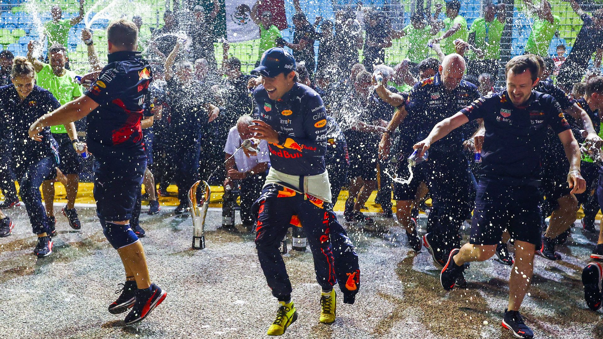 Sergio Pérez, vencedor da Red Bull Racing no GP de Singapura, da F1