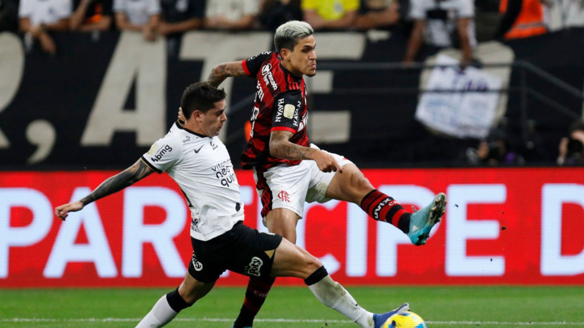 Flamengo e Corinthians em ação
