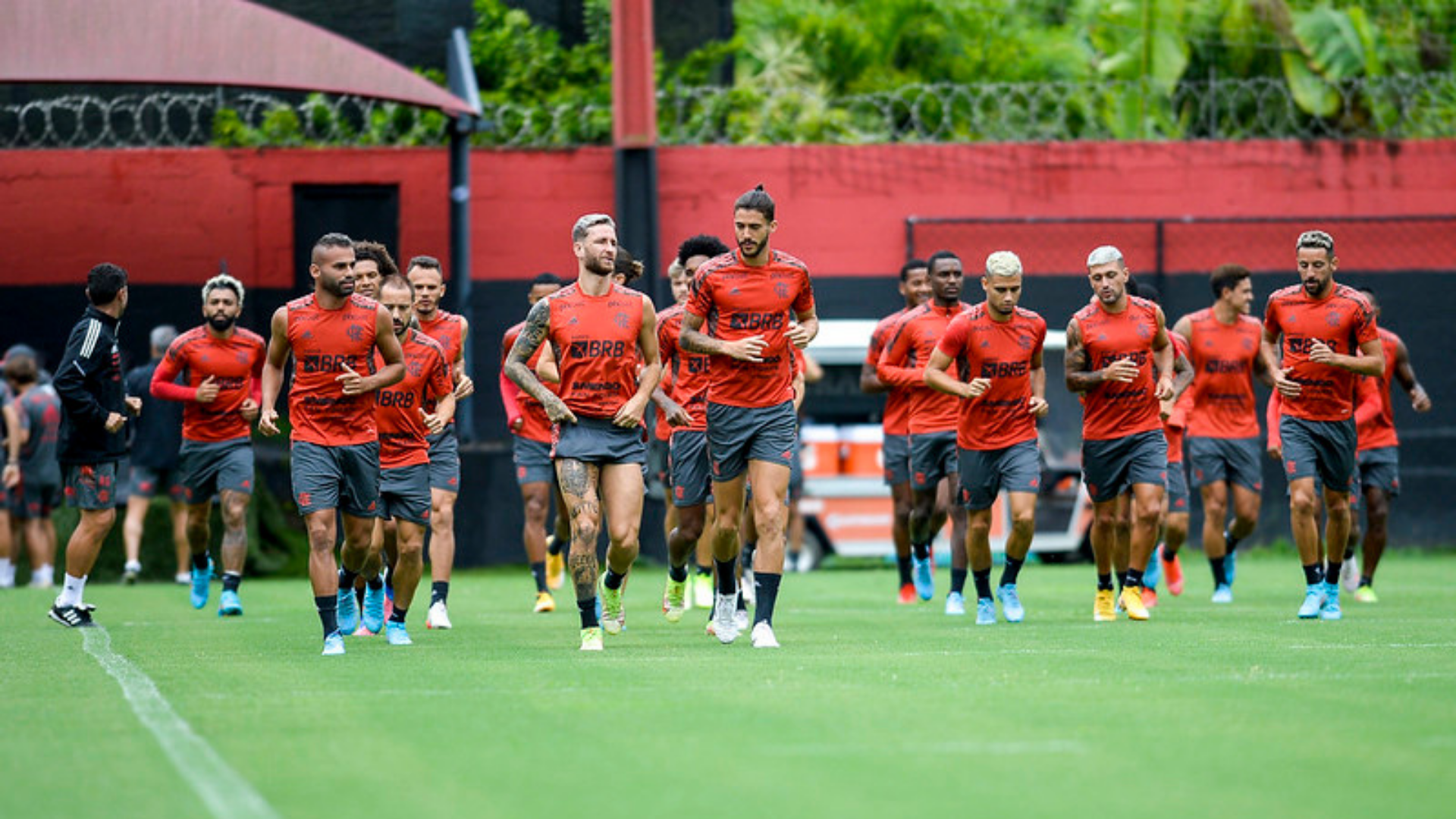 Flamengo se prepara para pegar o Madureira no Cariocão