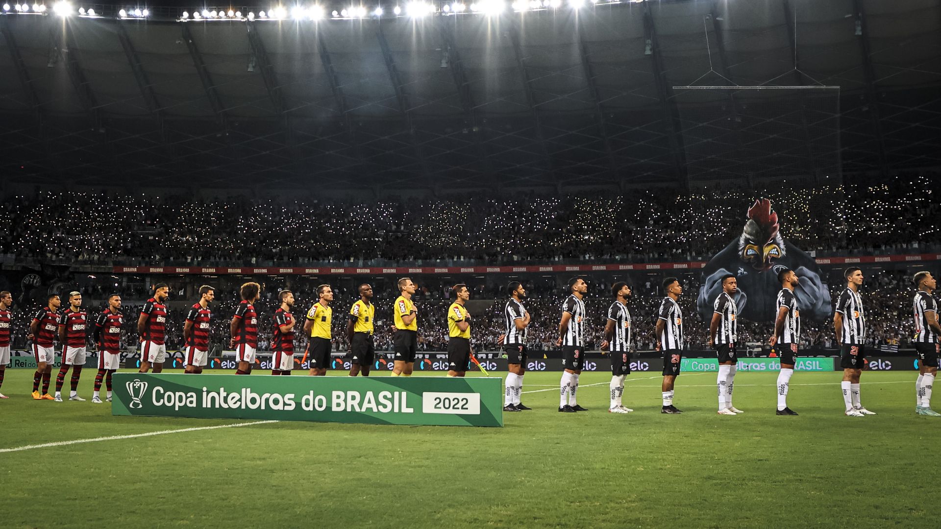 Atlético enfrenta Flamengo