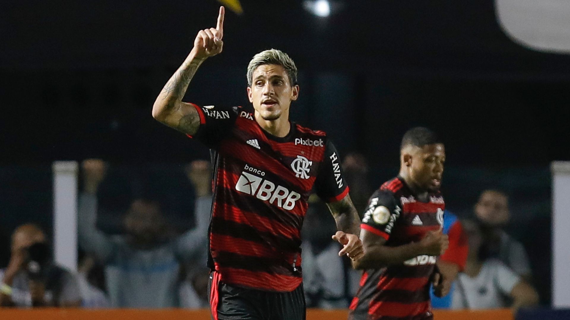 Pedro em ação pelo Flamengo