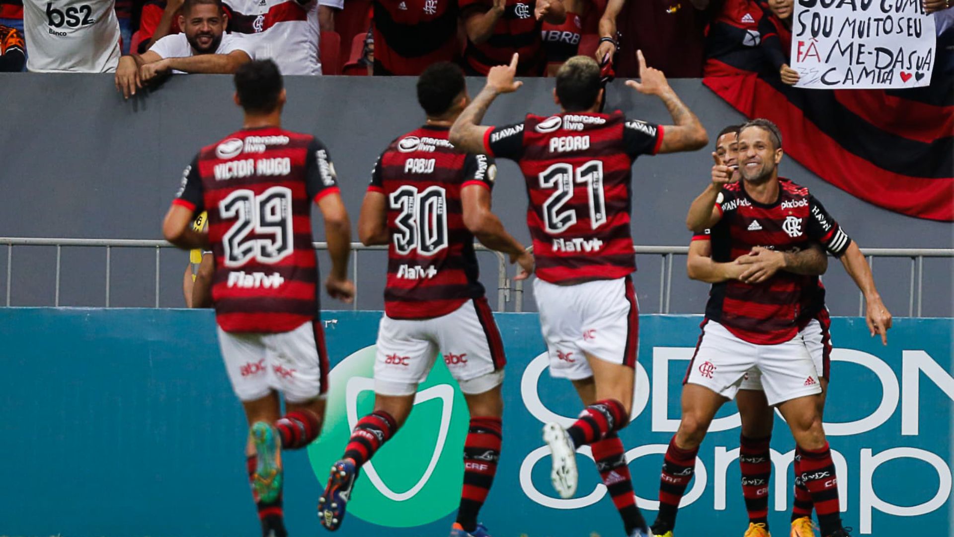 No primeiro turno, o Flamengo venceu o Coritiba por 2 a 0, com gols de Diego e Gustavo Henrique (Crédito: Gilvan de Souza / Flamengo)