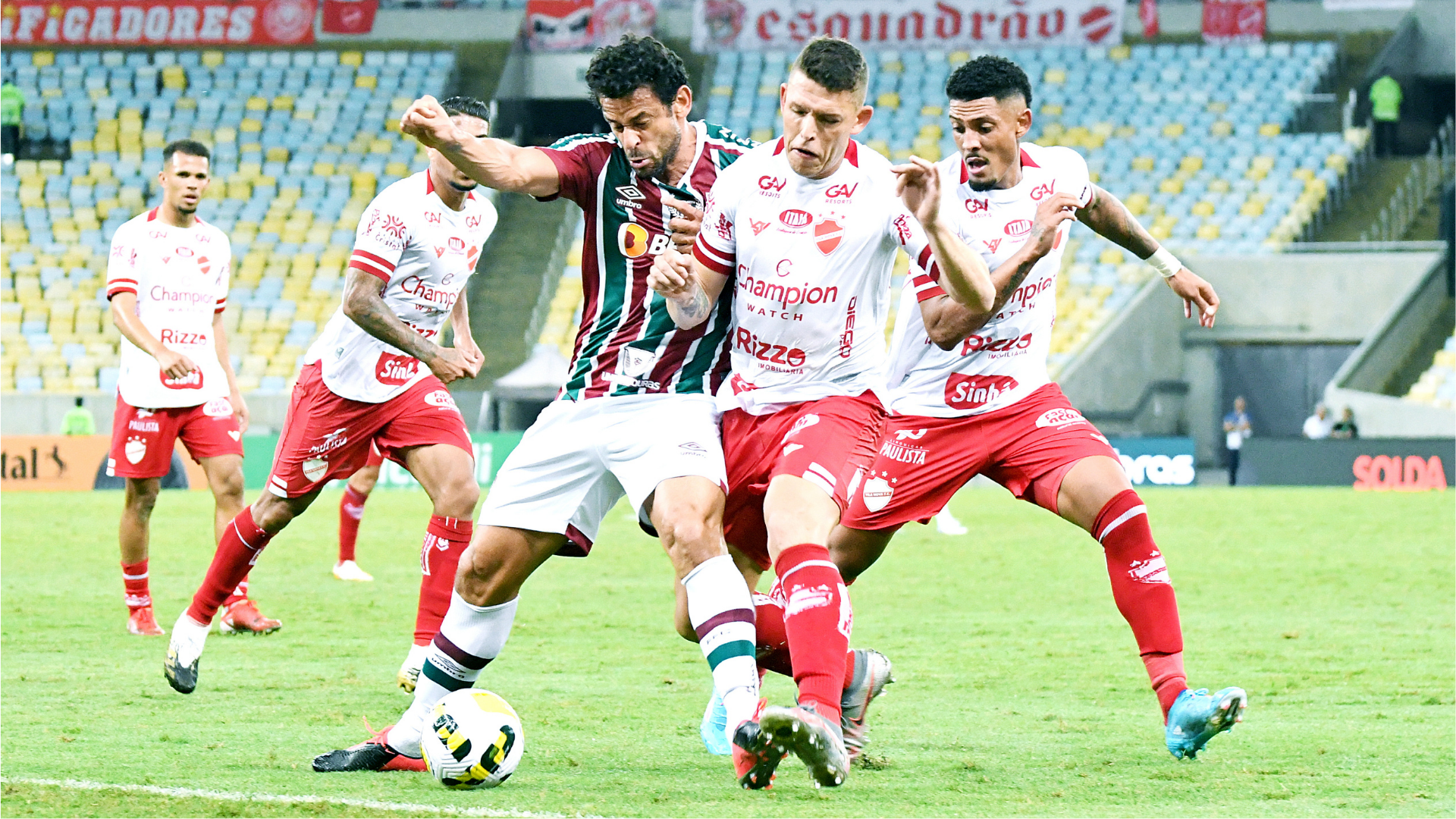 Fluminense e Vila Nova se enfrentaram pela Copa do Brasil