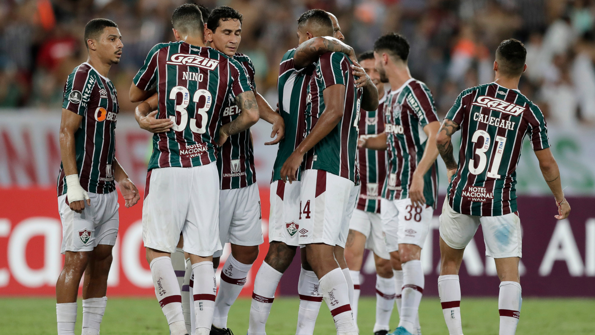 Fluminense vence Olimpia