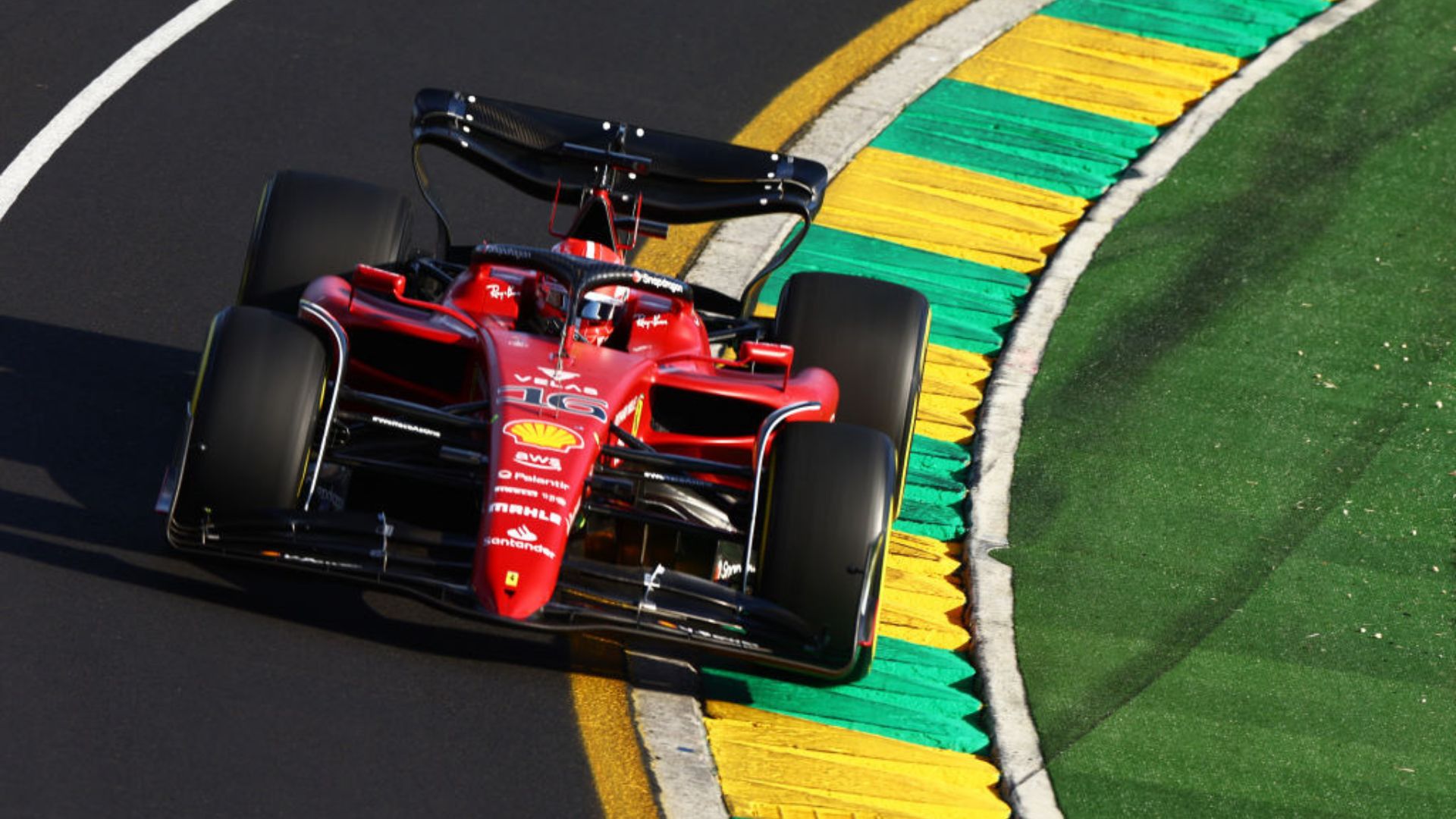 Fórmula 1 tem esclarecimento de chefe da Ferrari após abandono