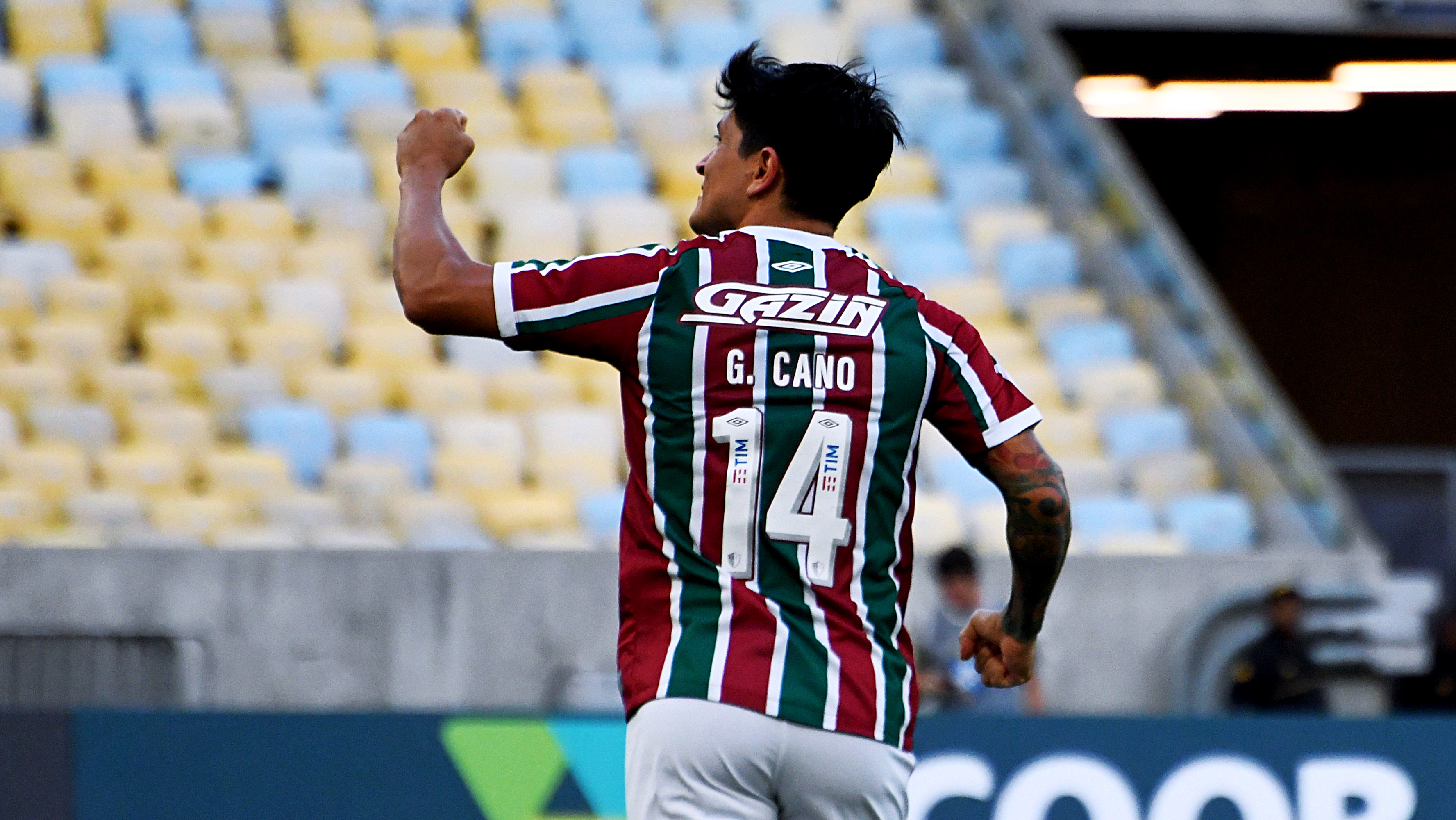 Germán Cano em hat-trick contra o São Paulo