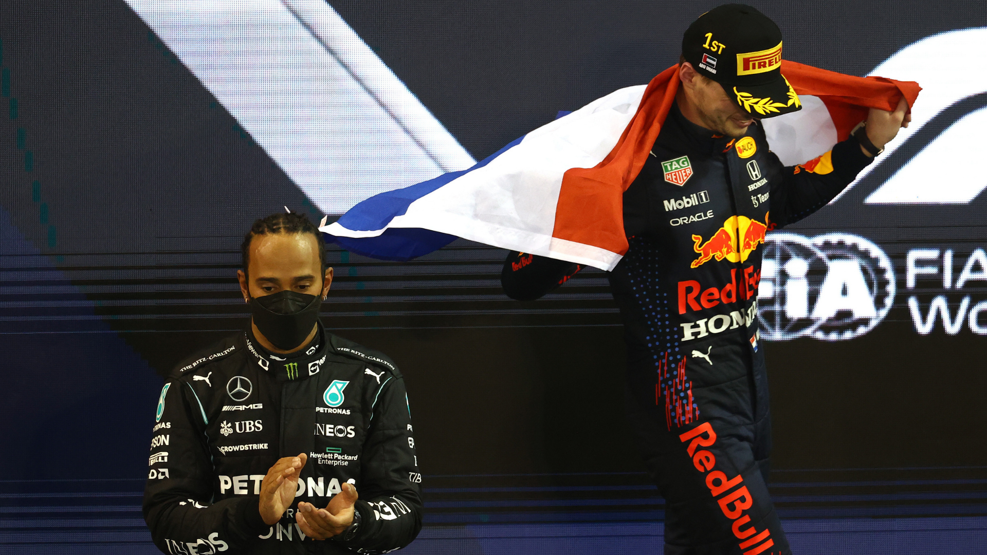 Lewis Hamilton e Max Verstappen no GP de Abu Dhabi