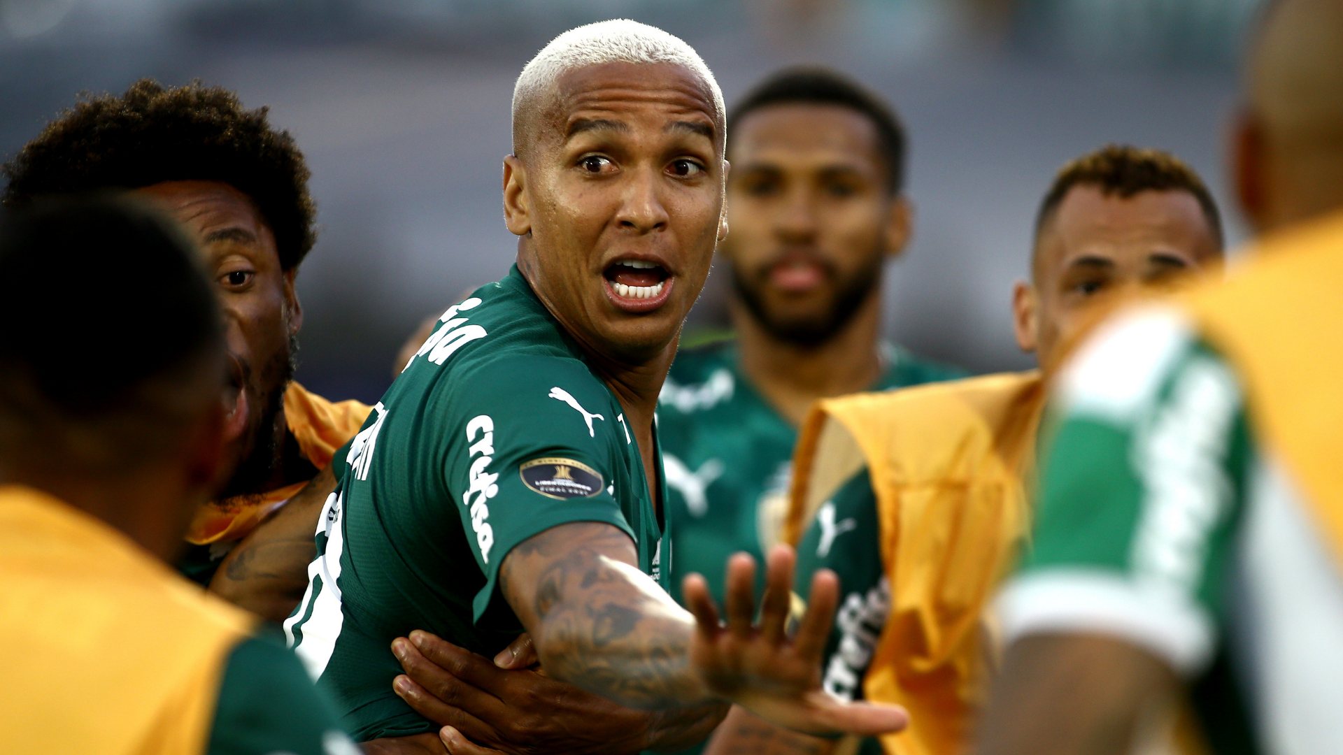 Deyverson dá título da Libertadores ao Palmeiras