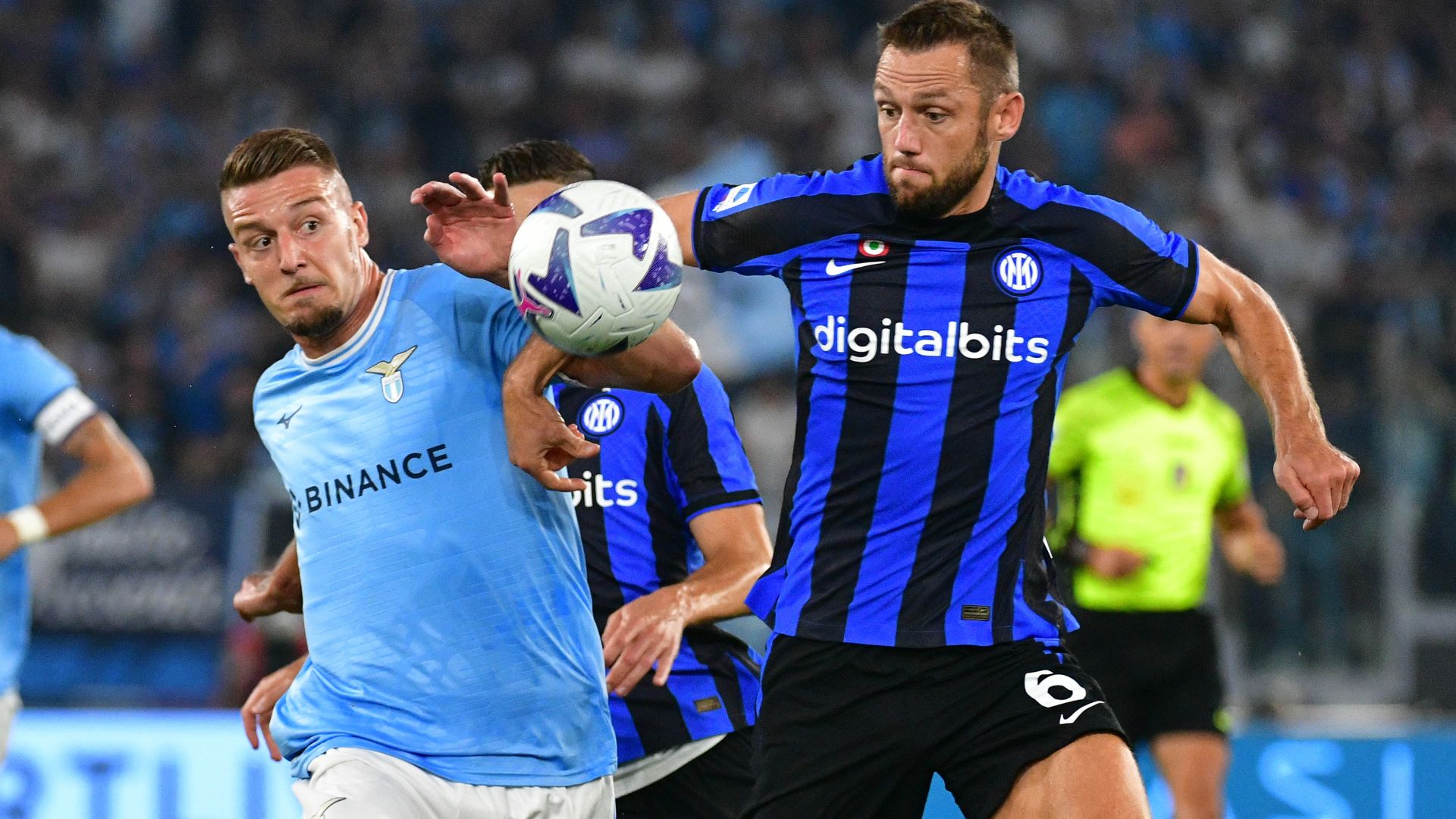 Inter de Milão tenta se reabilitar após derrota para a Lazio