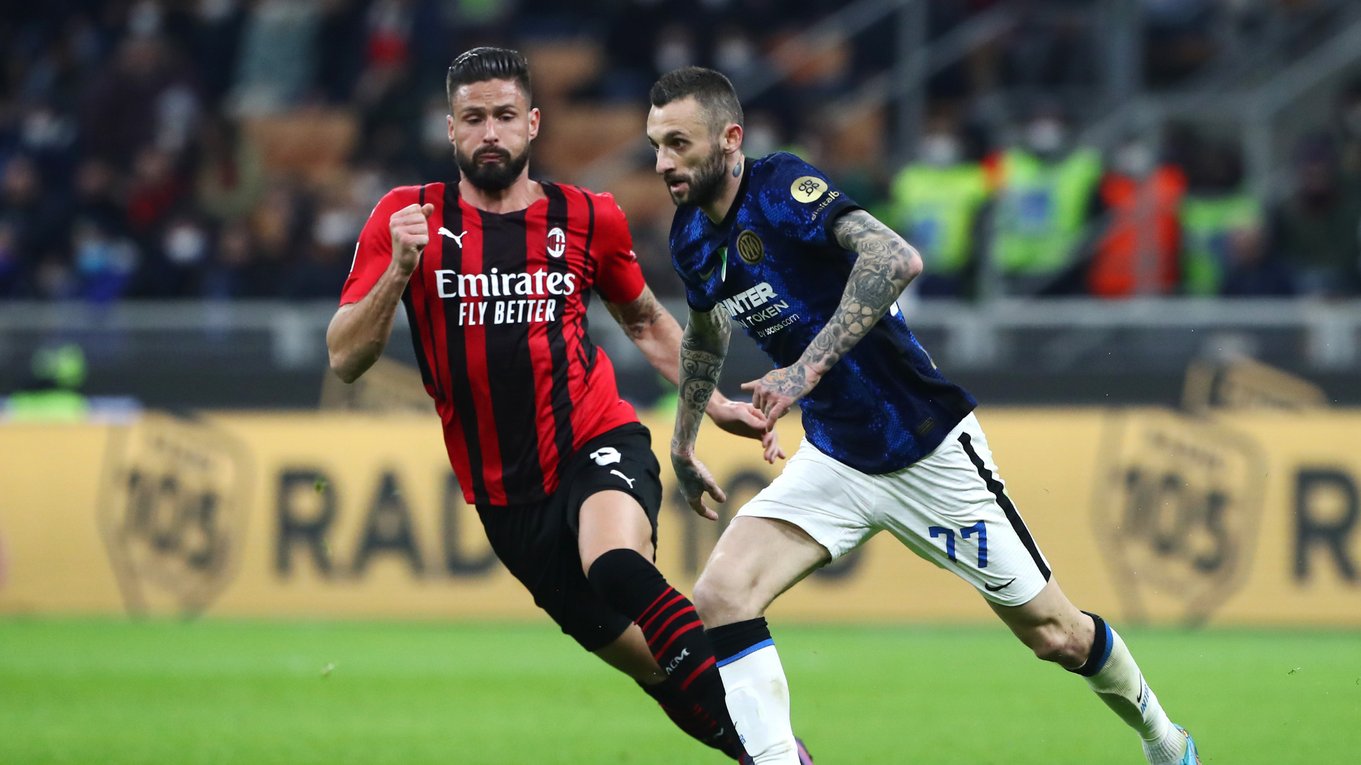 Milan e Inter de Milão brigam por vaga na final da Copa da Itália