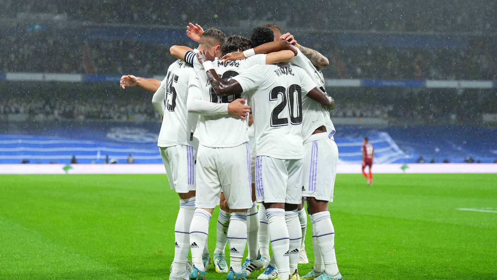 Jogadores do Real Madrid comemorando a vitória