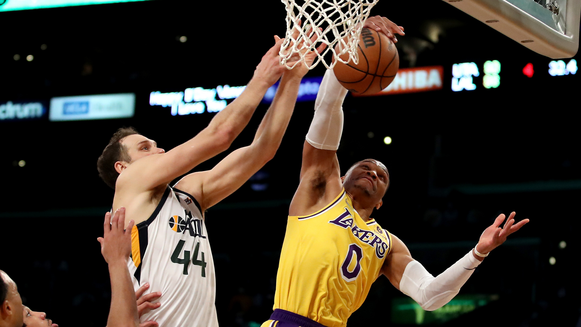 Lakers bate Jazz na NBA