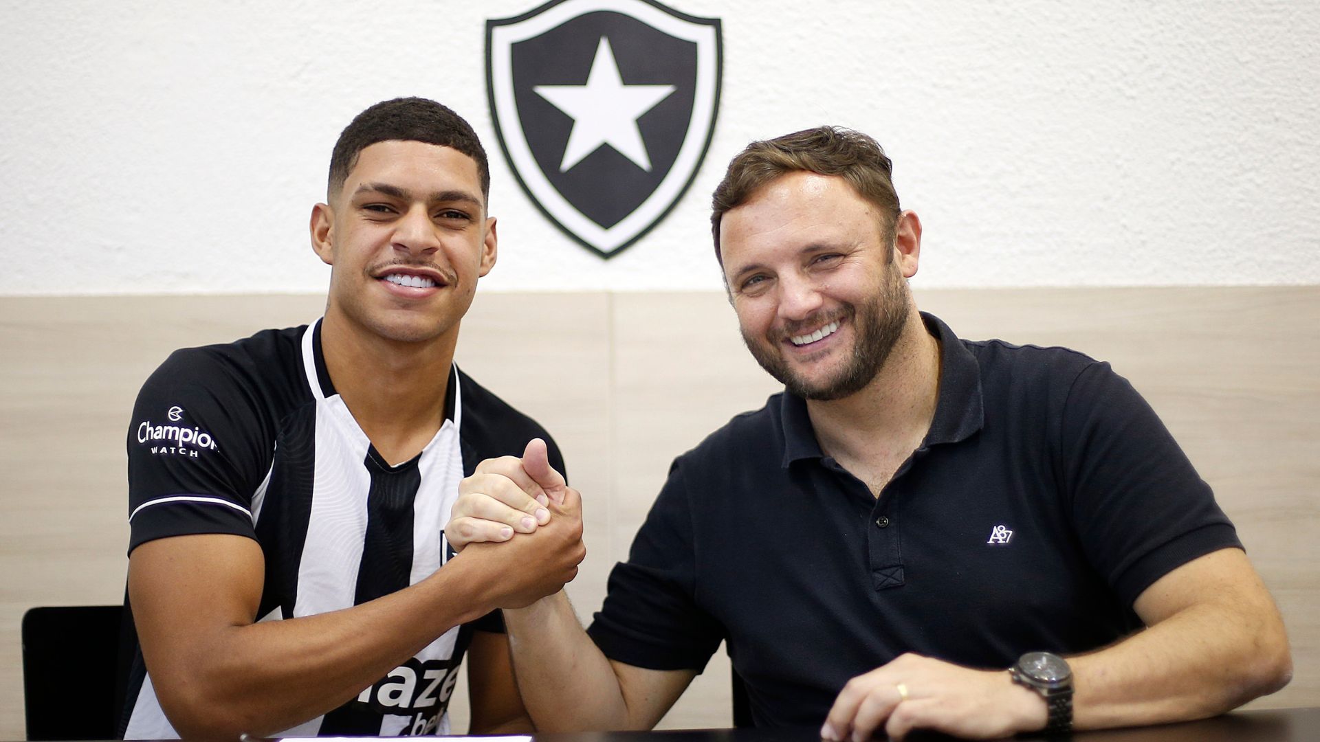 Luis Henrique fica emprestado pelo Botafogo até o meio de 2023