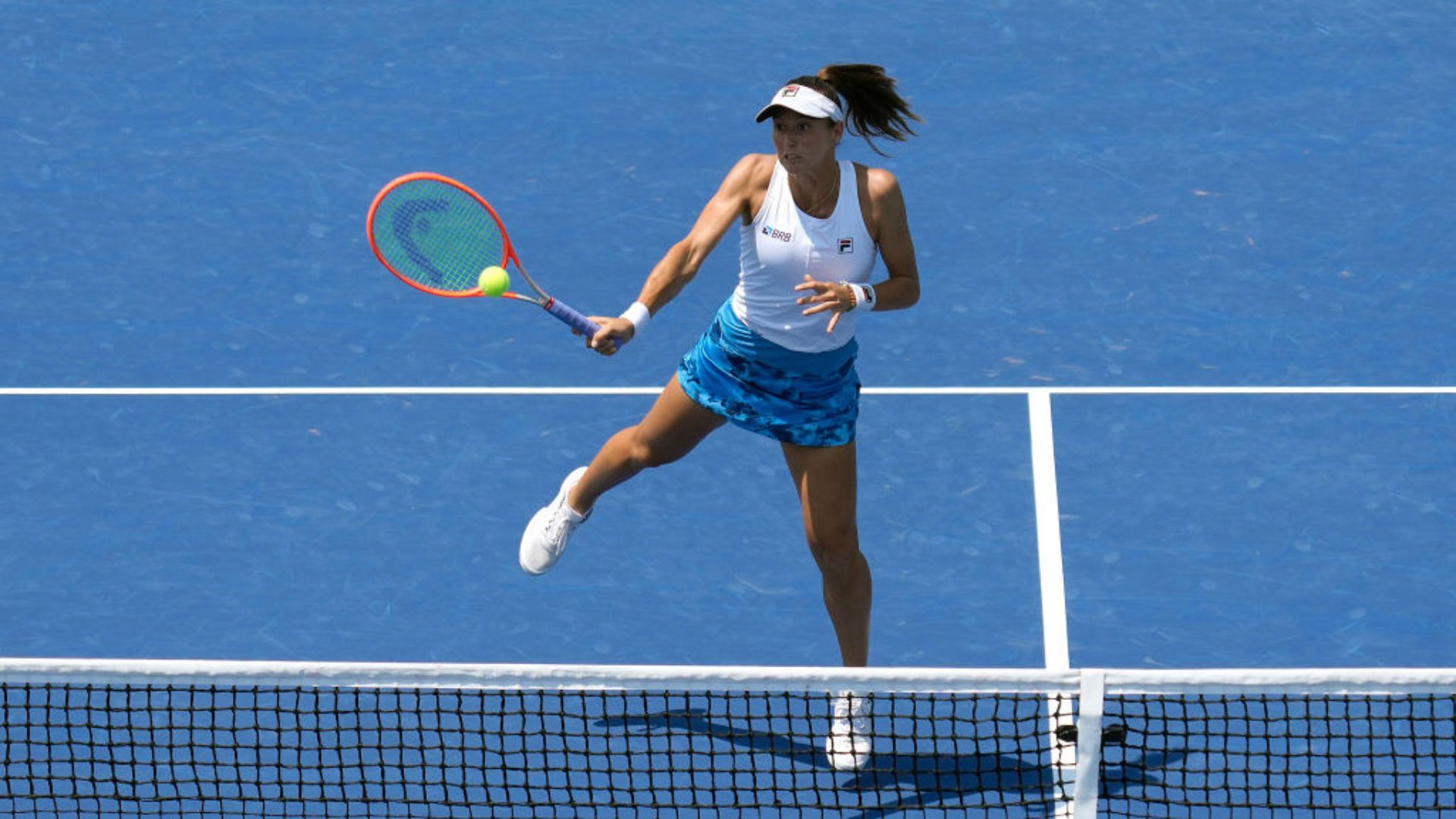 Luisa Stefani é vice-campeã do WTA 500 de Adelaide, na Austrália